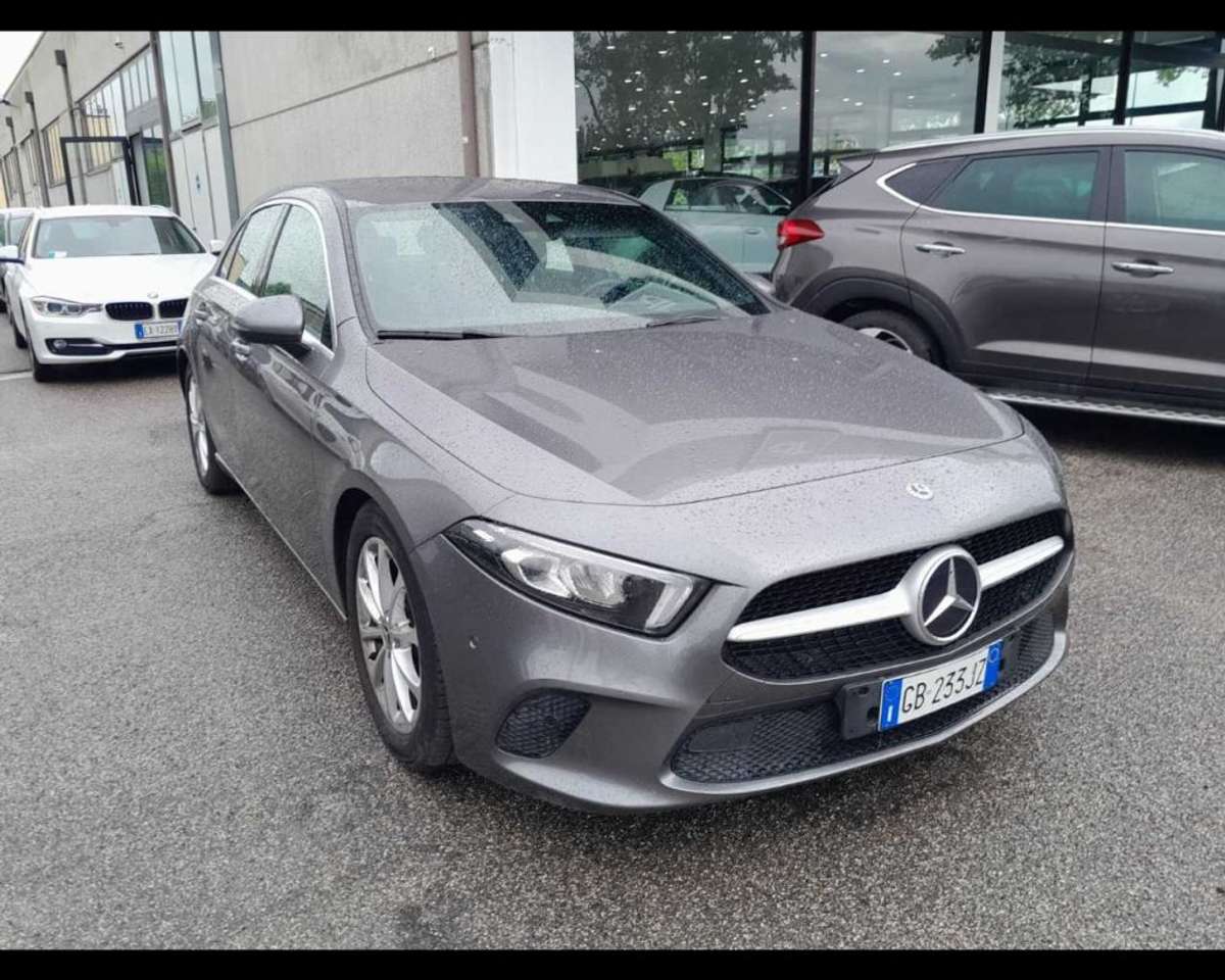 Mercedes-Benz A 180 Automatic Sport