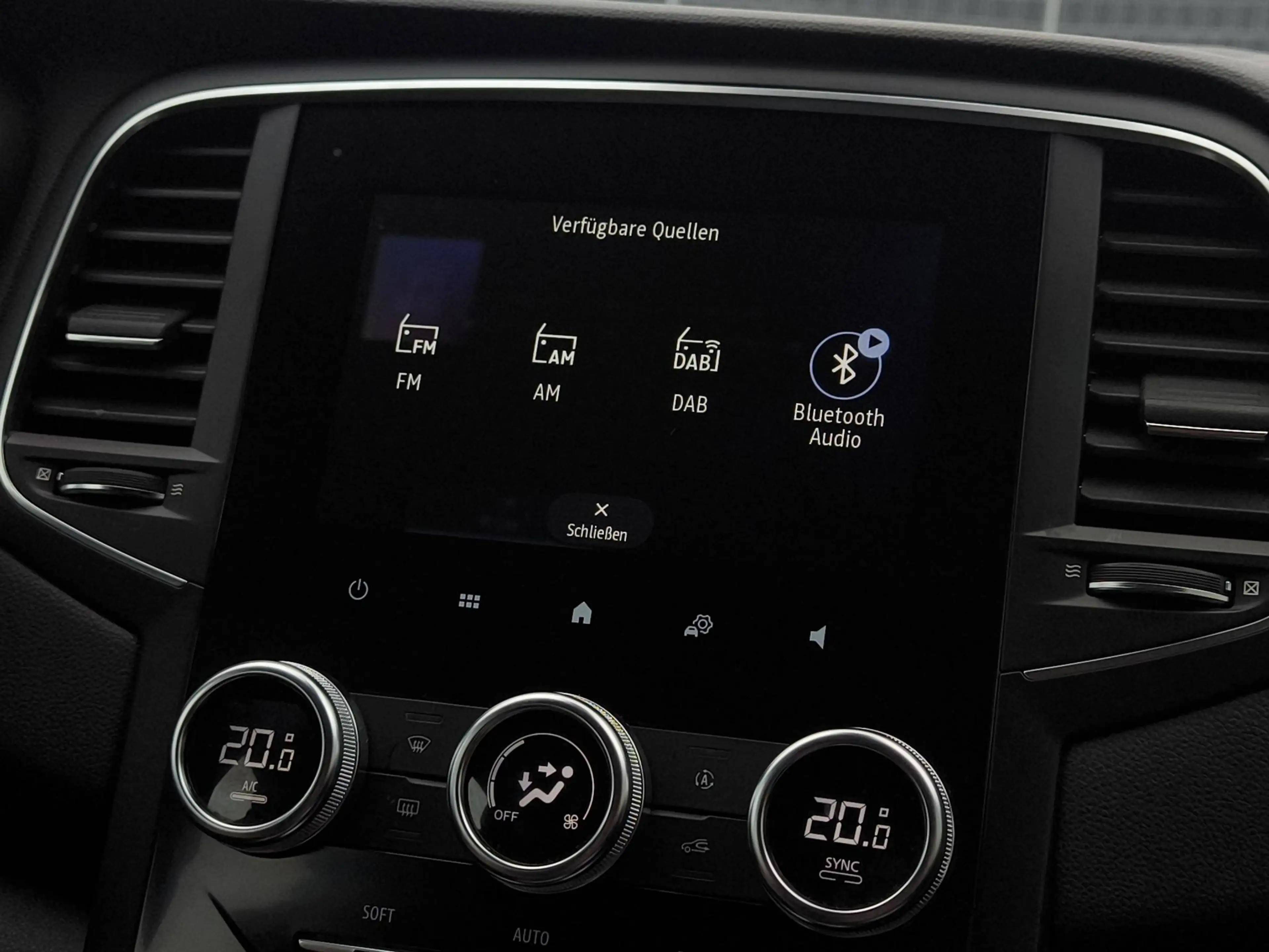 Renault Megane Business Edition *LED*Navi* — photo 14