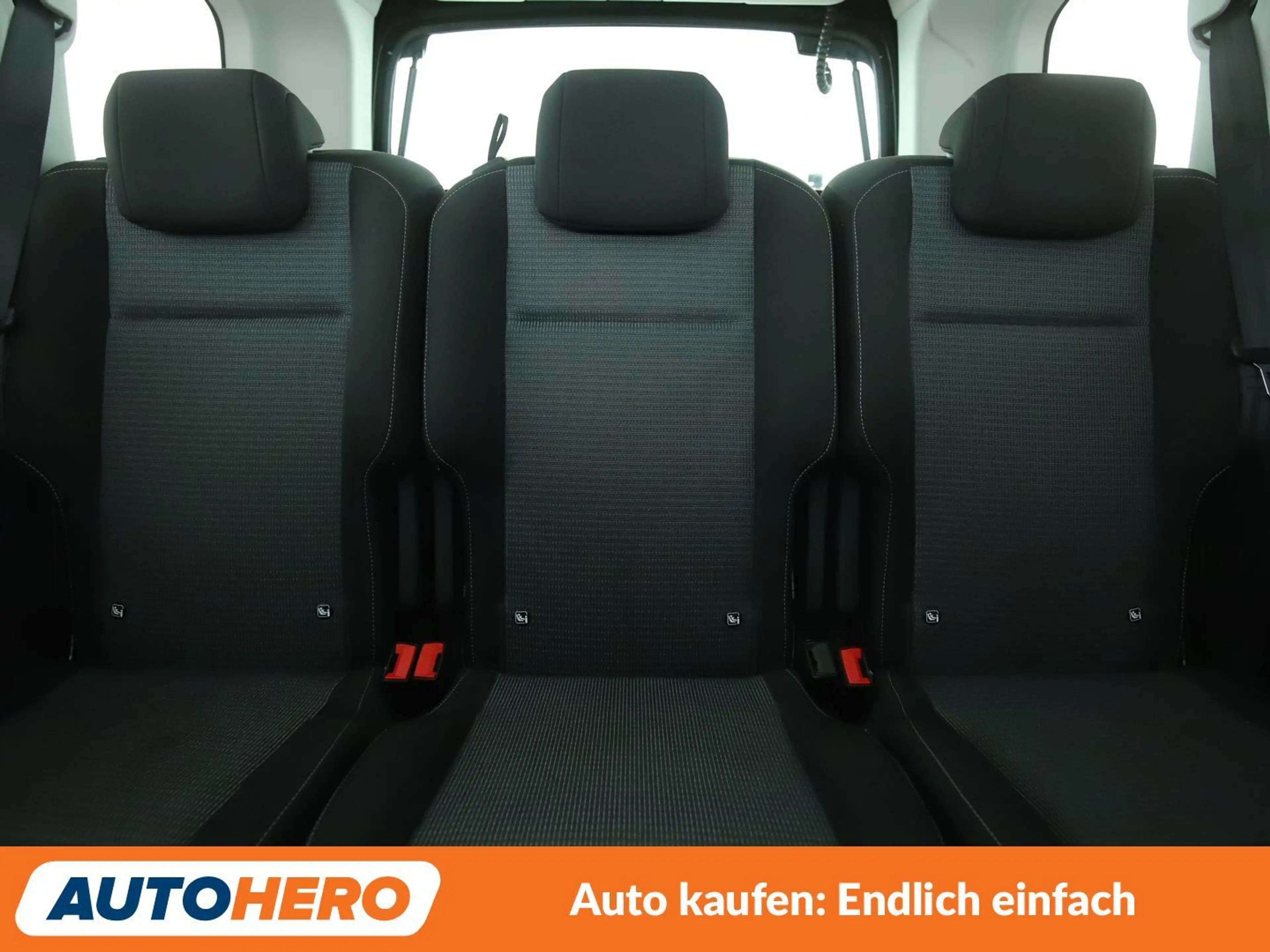Toyota Proace City 1.5 D-4D L1 Team D*NAVI*TEMPO*CAM*PDC*AHK* — photo 15