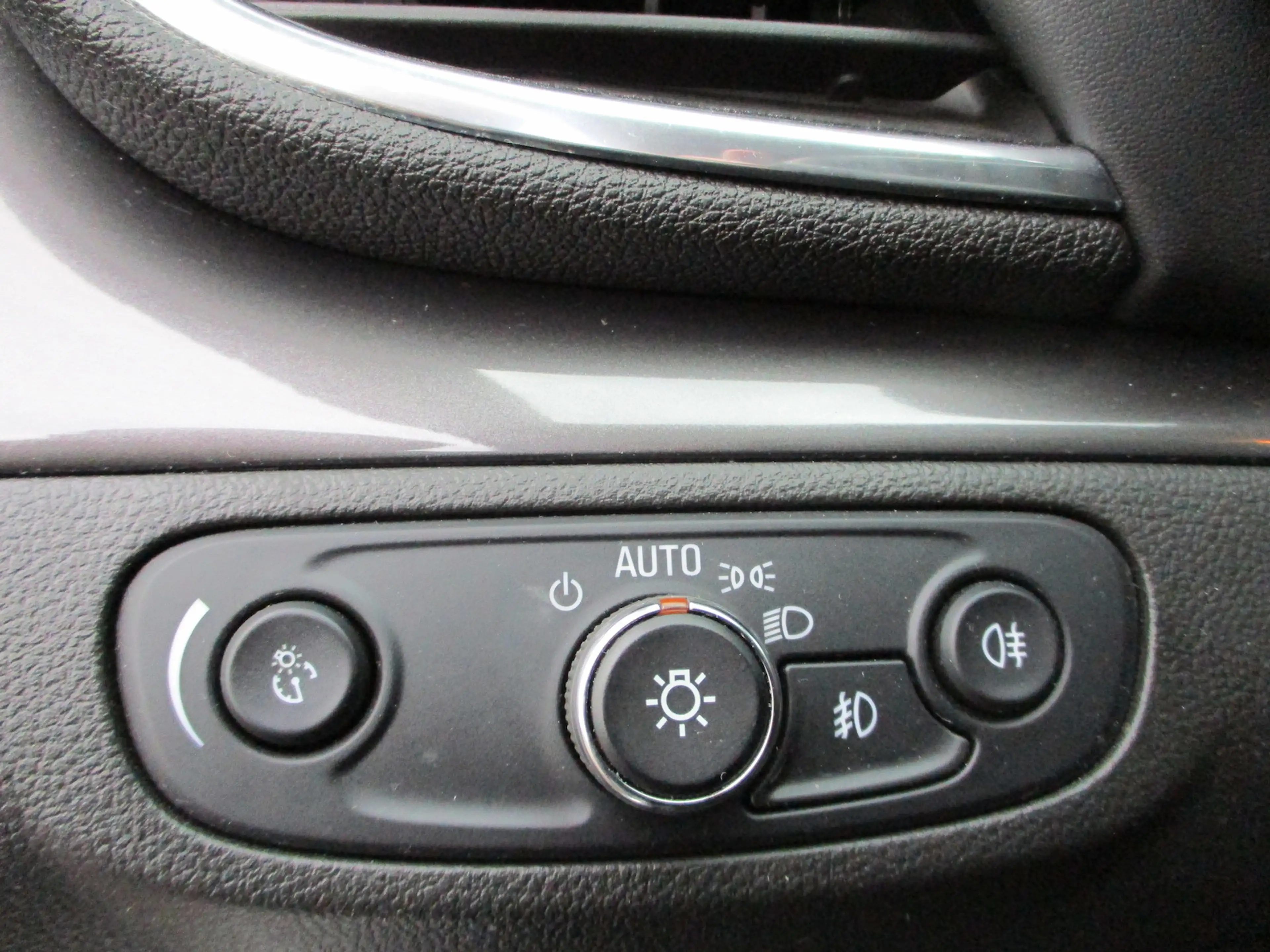 Opel Mokka X 1.4 Turbo Innovation *LED*Navi*Kamera* — photo 7