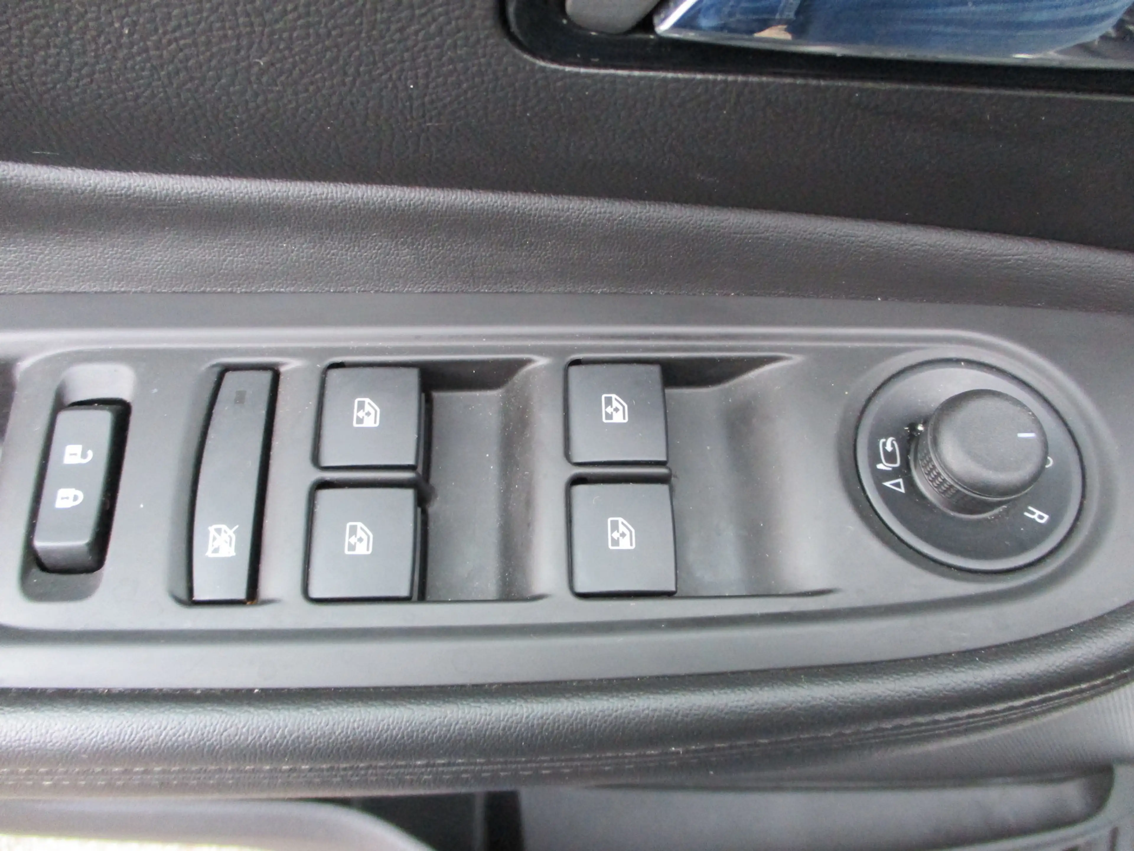 Opel Mokka X 1.4 Turbo Innovation *LED*Navi*Kamera* — photo 8