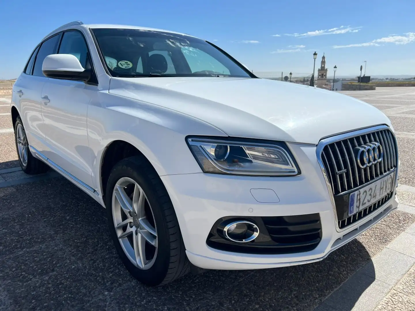 Audi Q5 2.0TDI quattro Attraction S-Tronic 177 Wit - 1