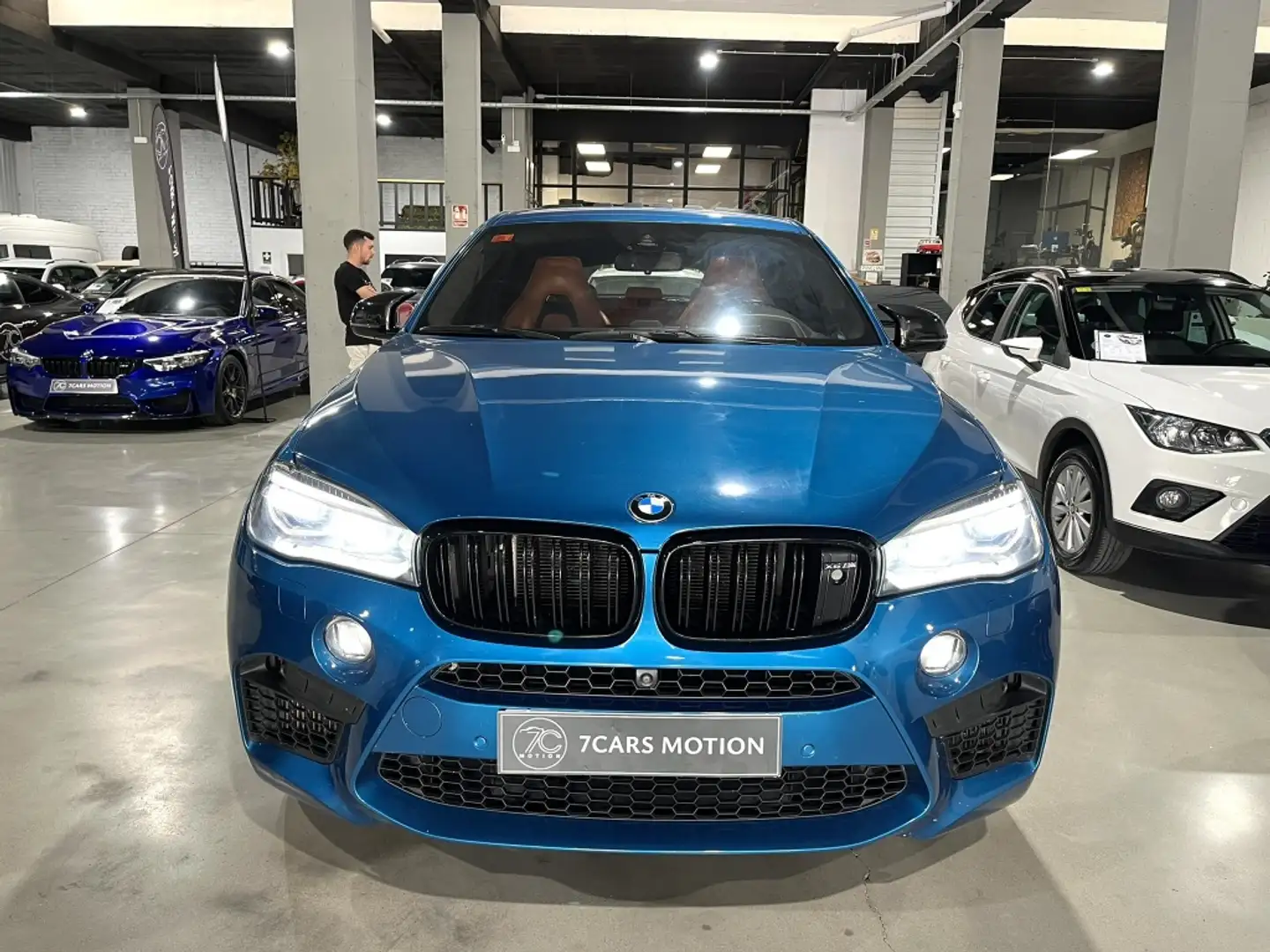 BMW X6 M MA Bleu - 2