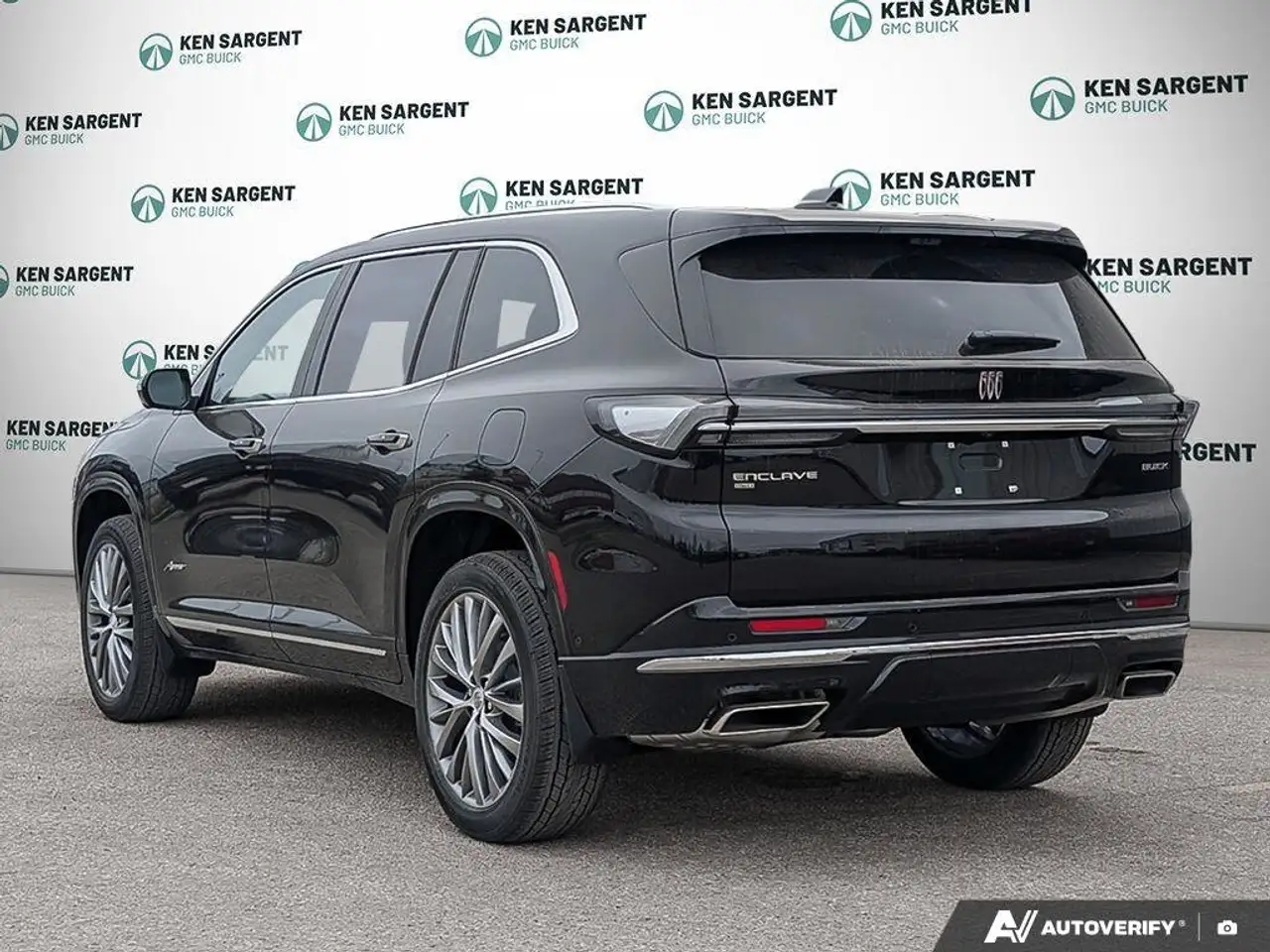 Buick Enclave снимка Buick Enclave