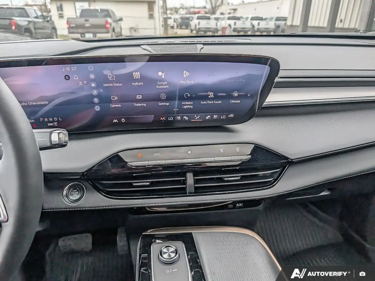 Buick Enclave снимка Buick Enclave