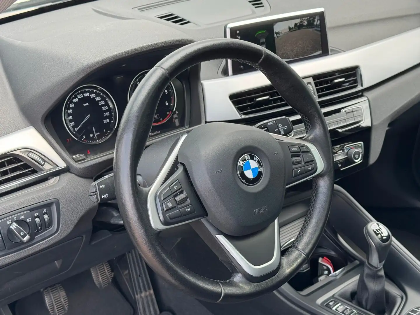 BMW X1 18d "sDrive" "Advantage" LED CAM LHZ NAVI ALU Blanco - 2