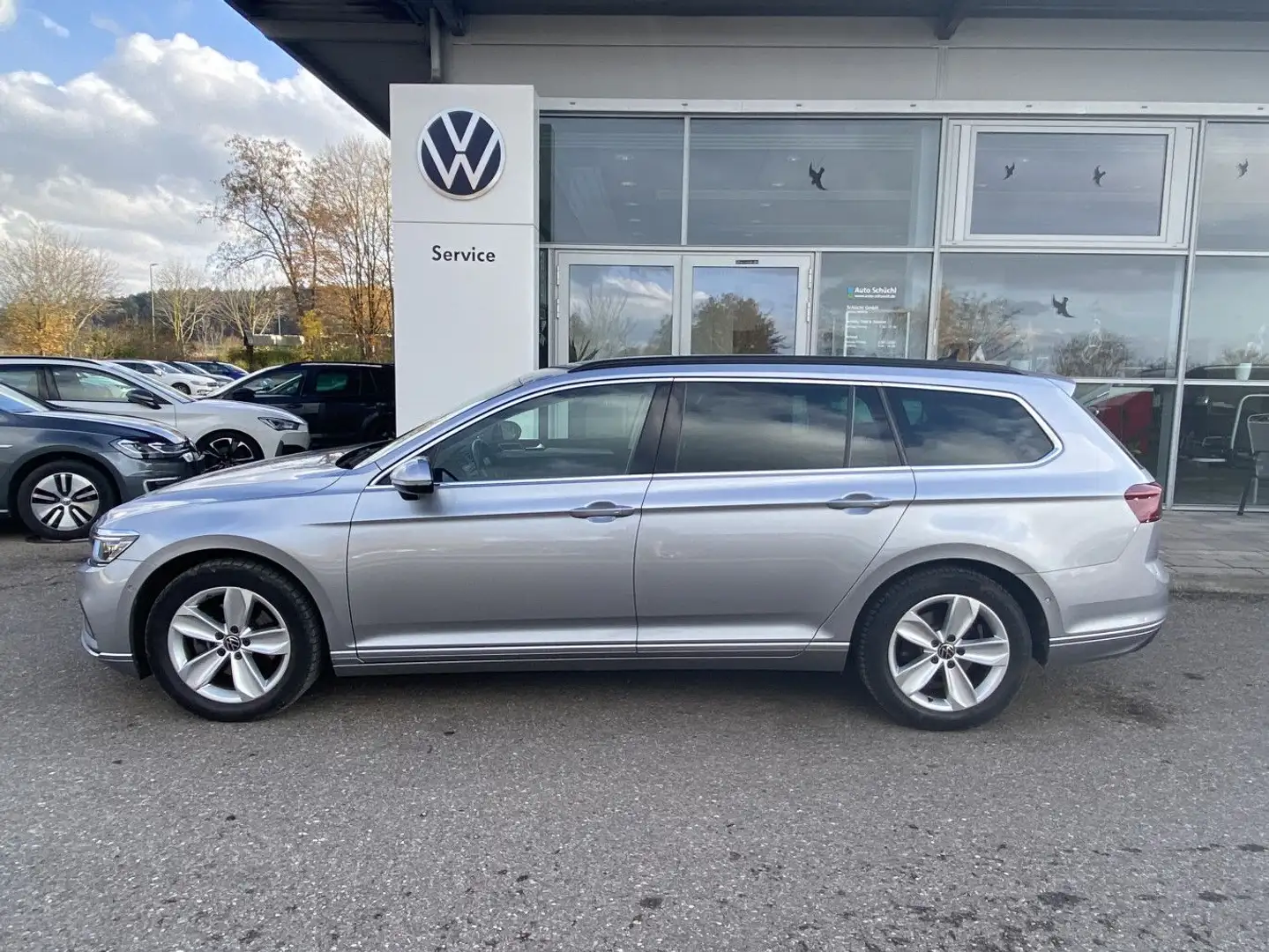 Volkswagen Passat Variant 1.5 TSI DSG BUSINESS IQ.-DRIVE MA Silber - 2