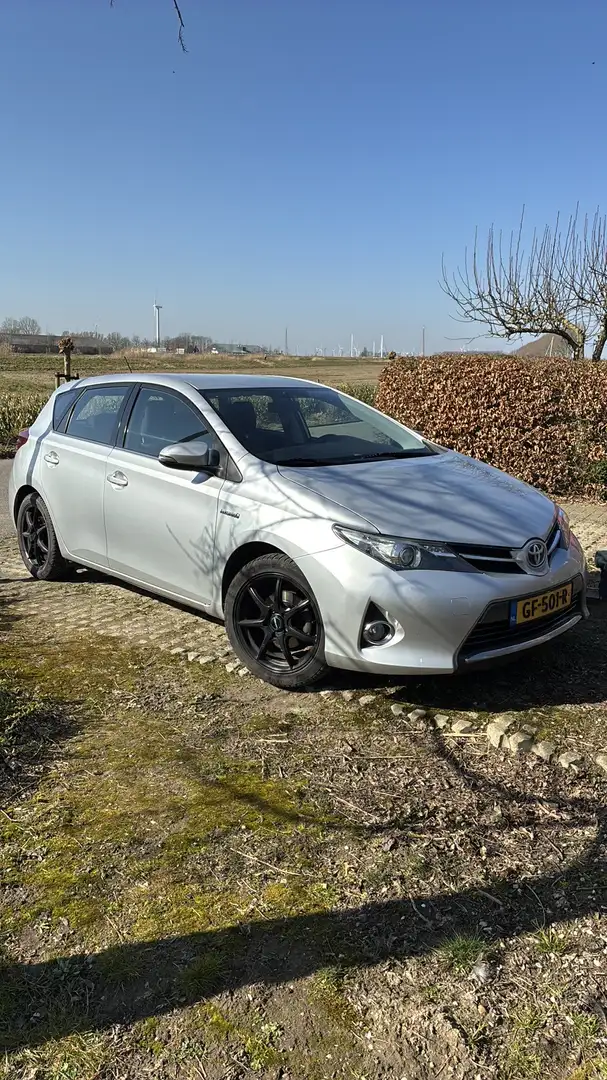 Toyota Auris 1.8 Hybrid Asp. Szürke - 1