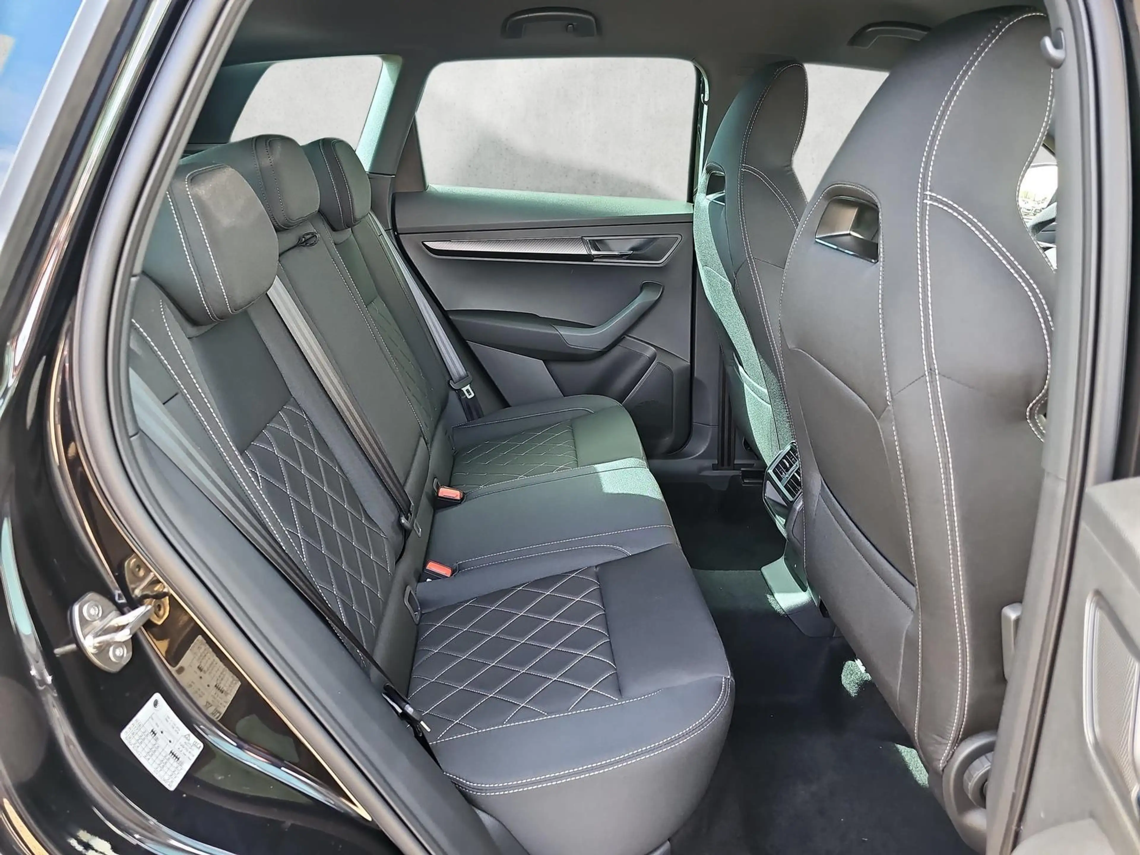 Skoda Karoq Sportline 1.5 TSI DSG 5J.Gar Kessy Matrix 110 k... — photo 13