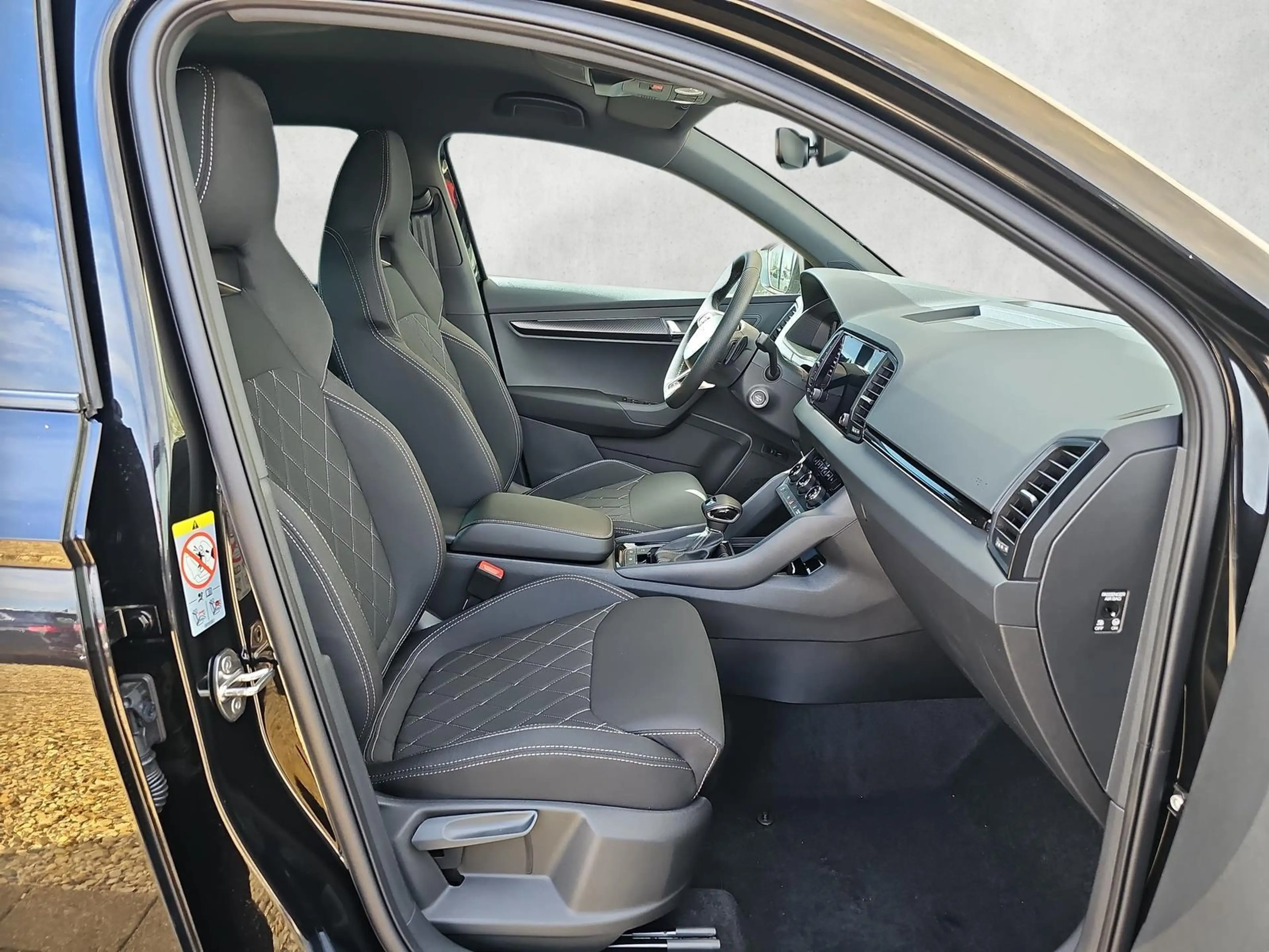 Skoda Karoq Sportline 1.5 TSI DSG 5J.Gar Kessy Matrix 110 k... — photo 10