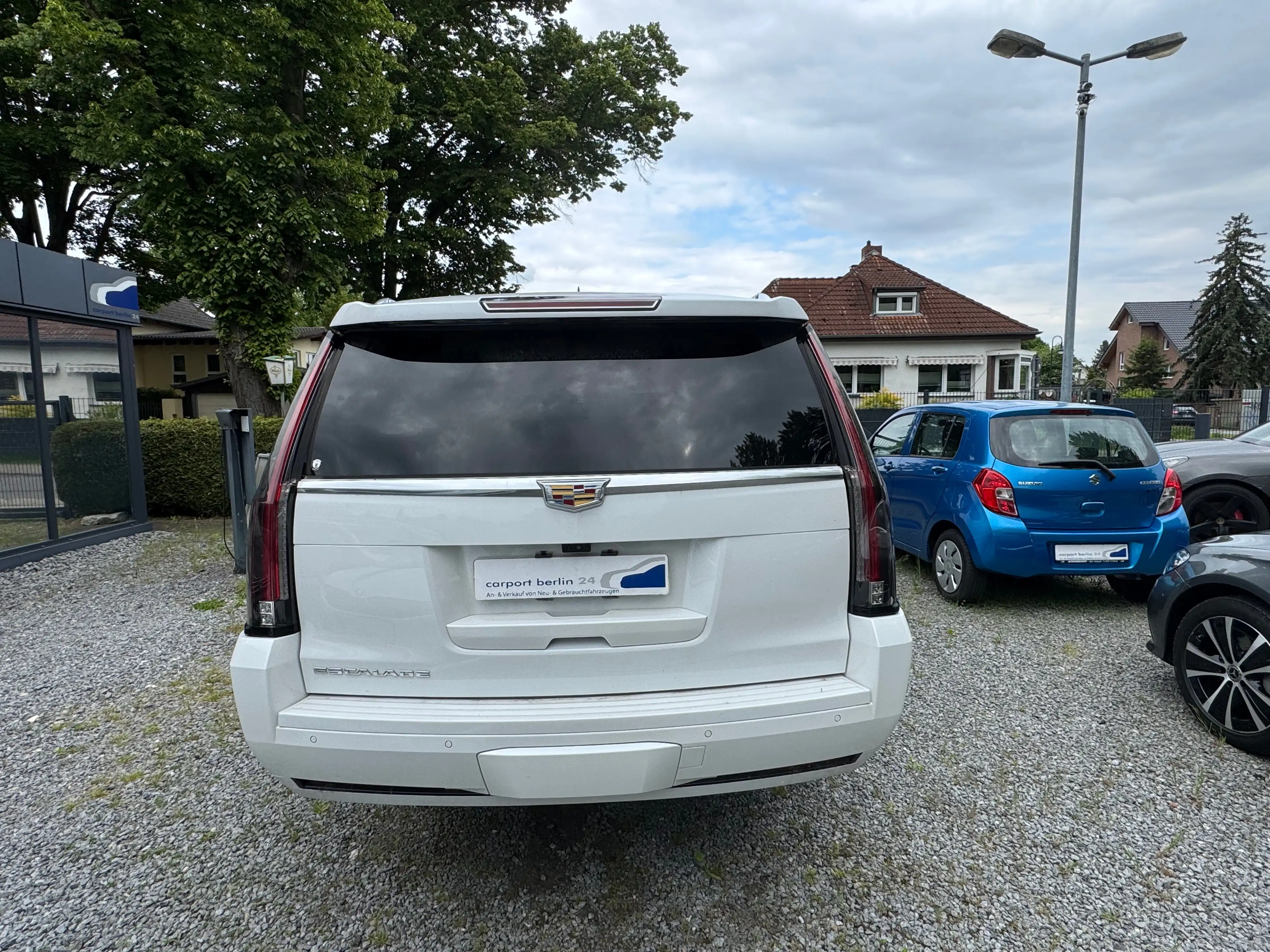 Cadillac Escalade Platinum ESV — photo 4