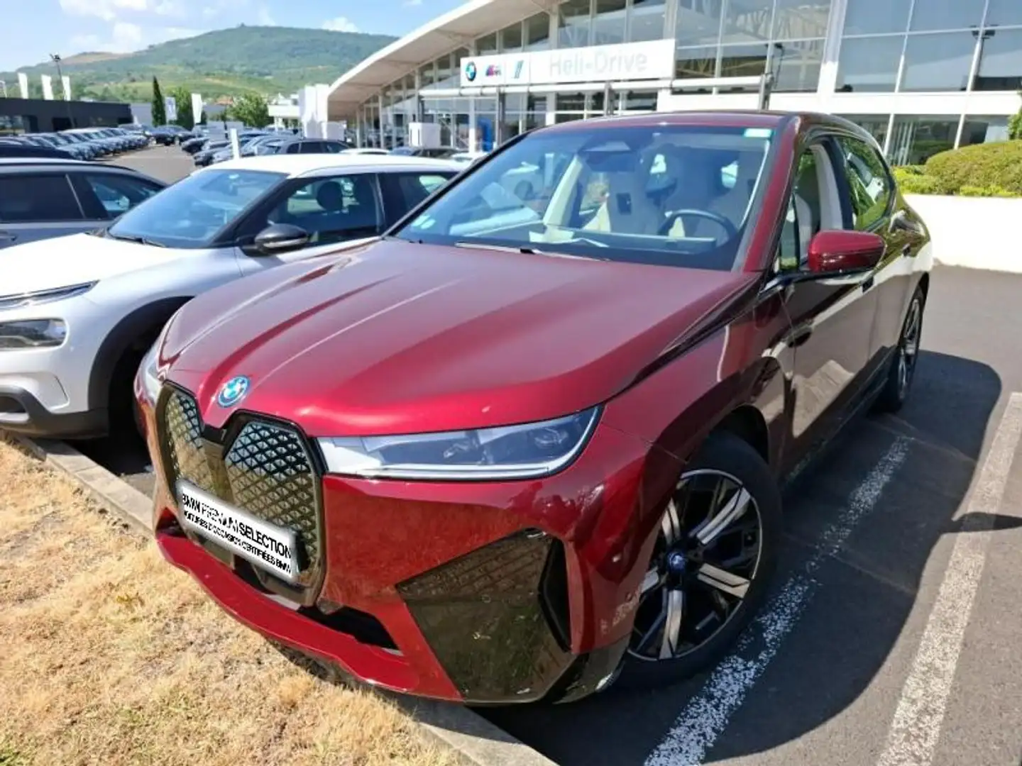 BMW iX xDrive40 326ch Blanc - 1