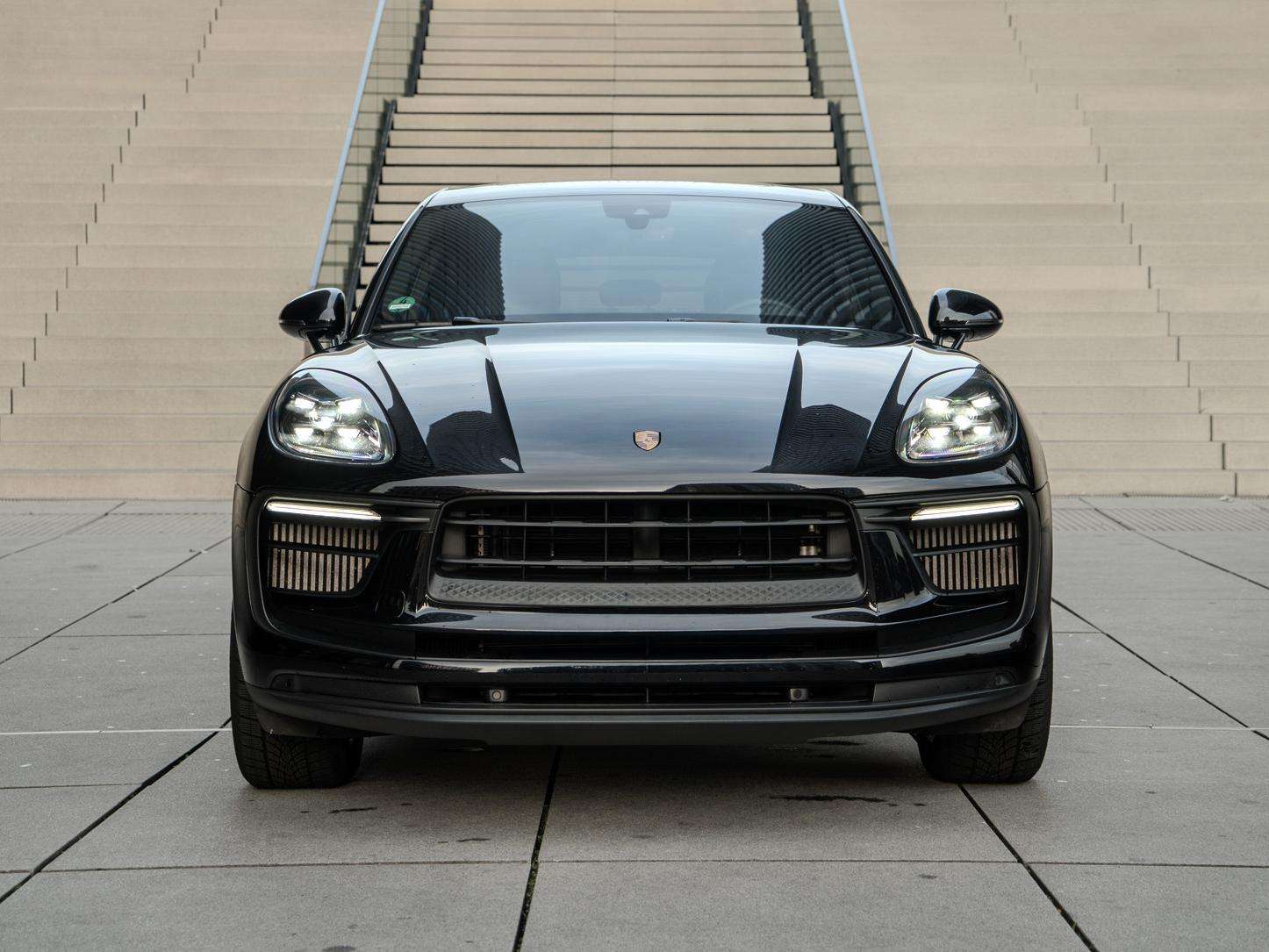 Second hand Porsche Macan 