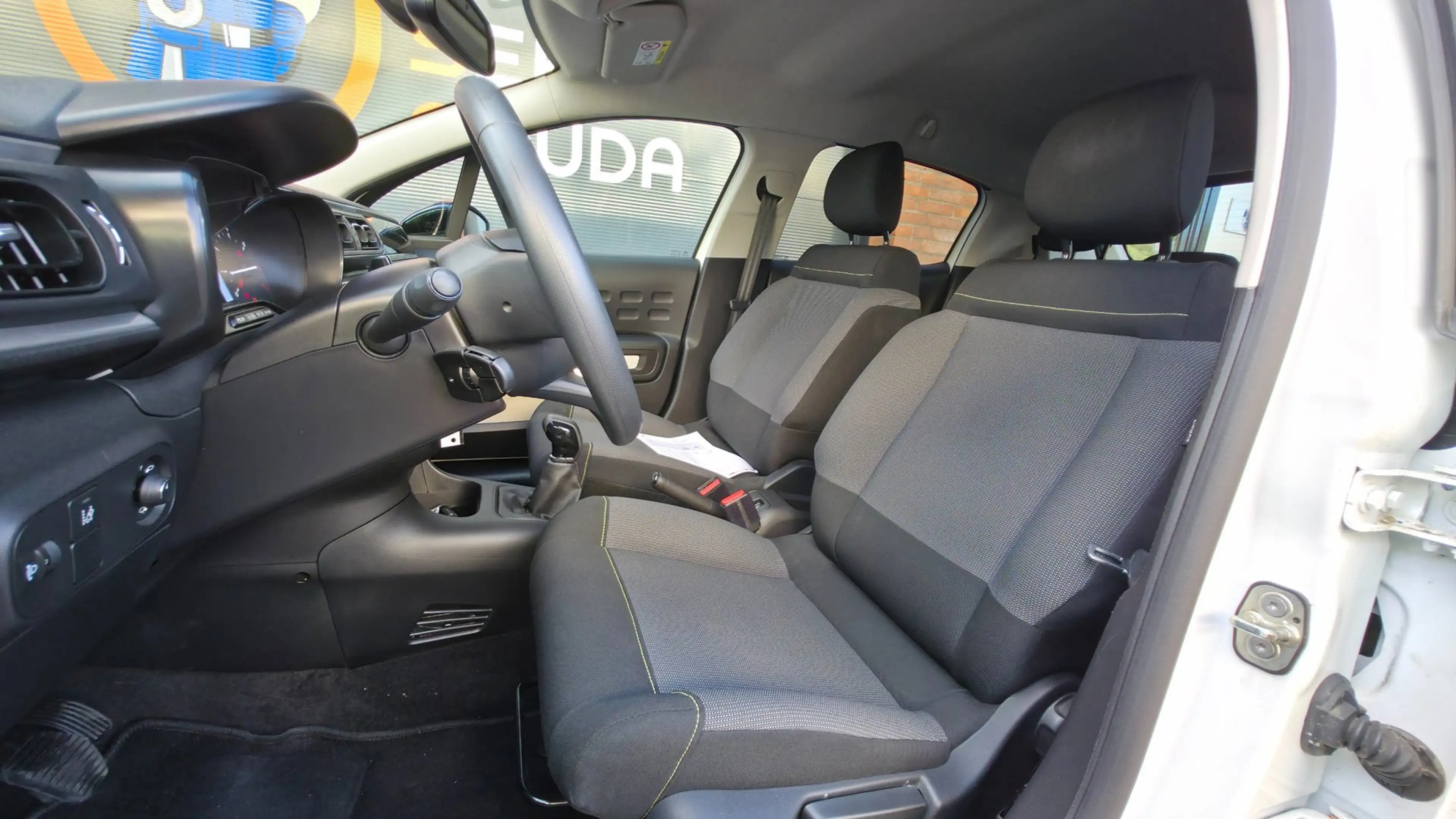 Citroen C3 1.2 PureTech S&S Feel Edition l Carplay l — photo 10