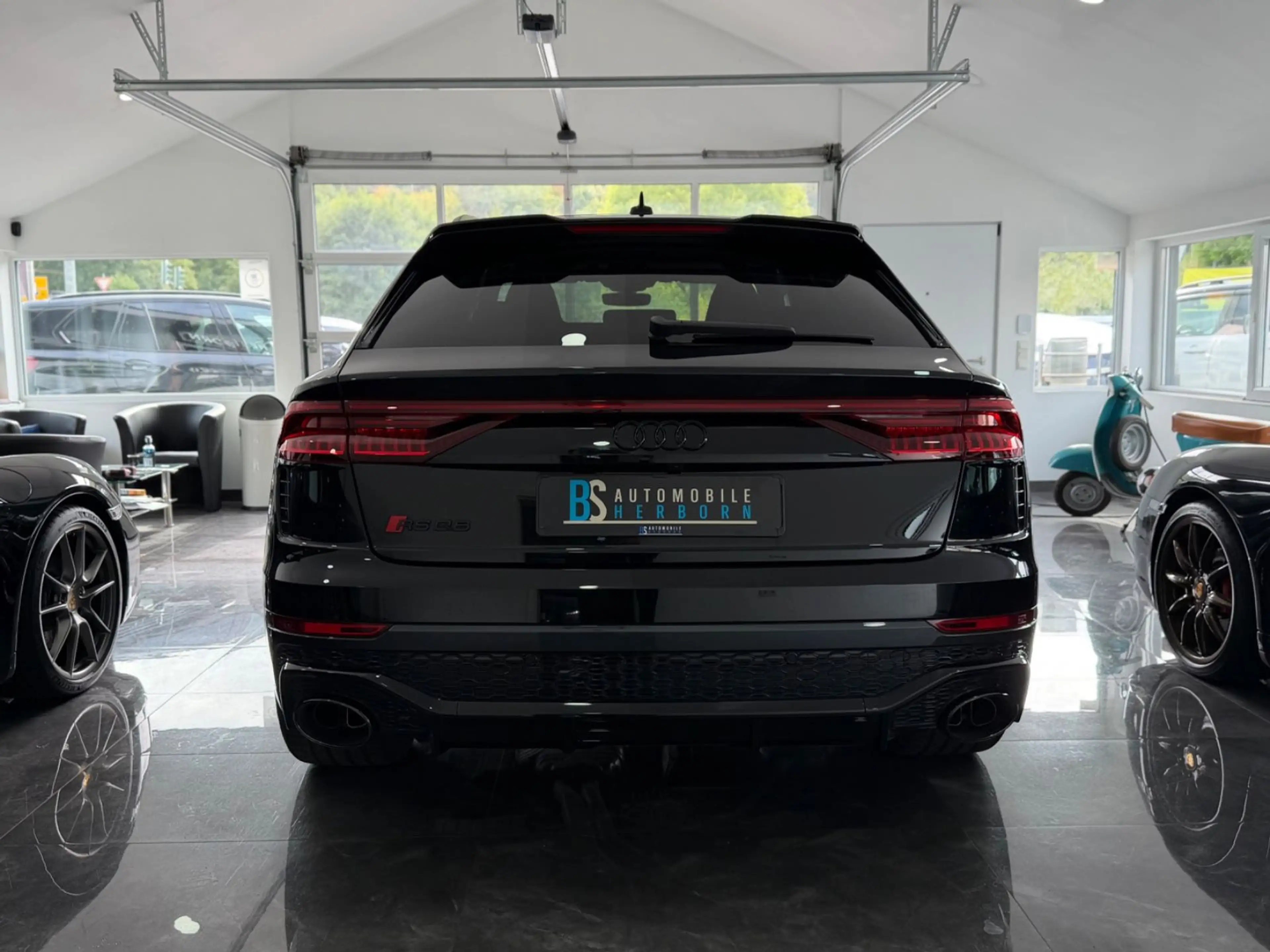 Audi RS Q8 4.0 TFSI quattro/Pano/360°/Dynamic+/305kmh — photo 8