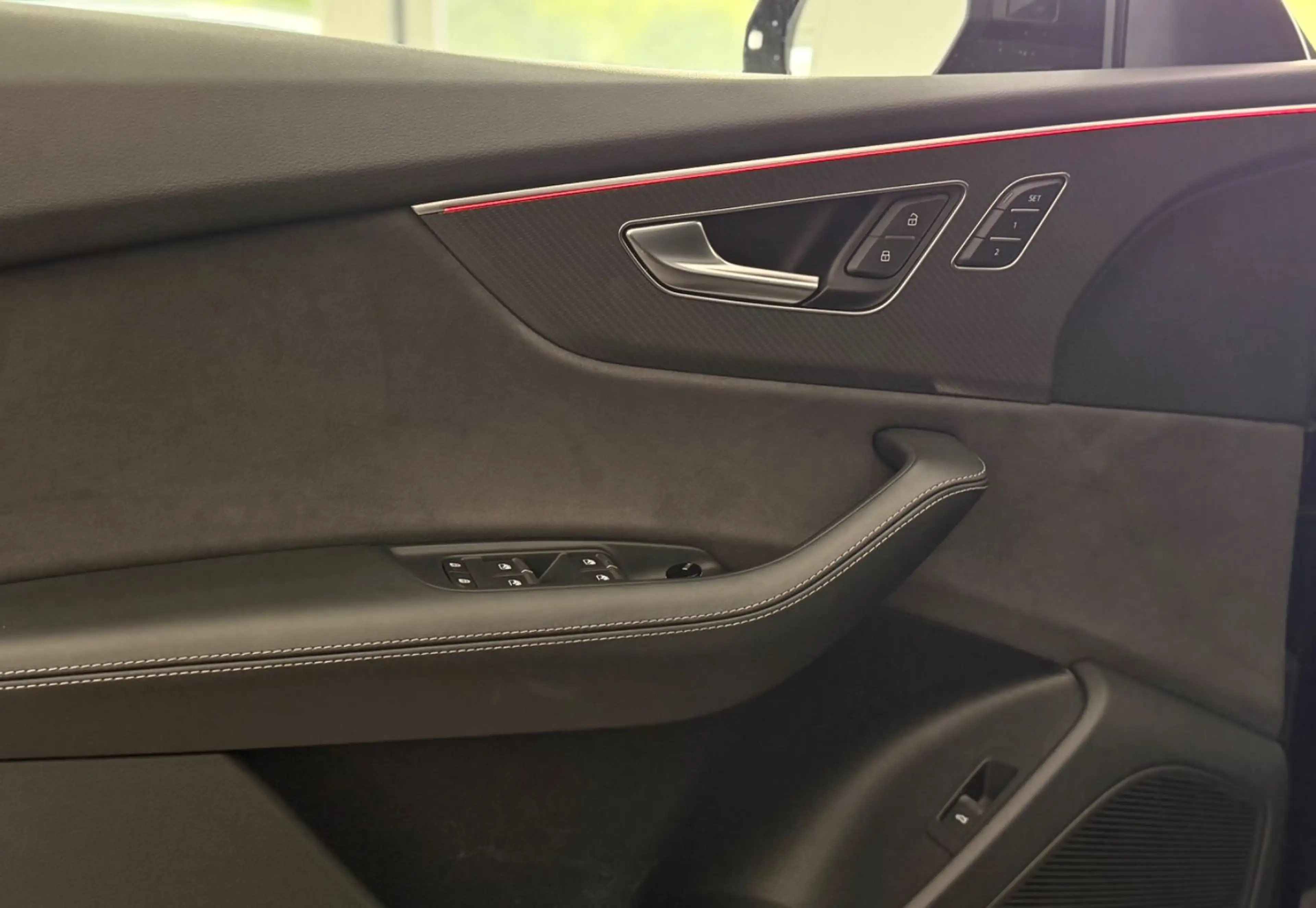 Audi RS Q8 4.0 TFSI quattro/Pano/360°/Dynamic+/305kmh — photo 11