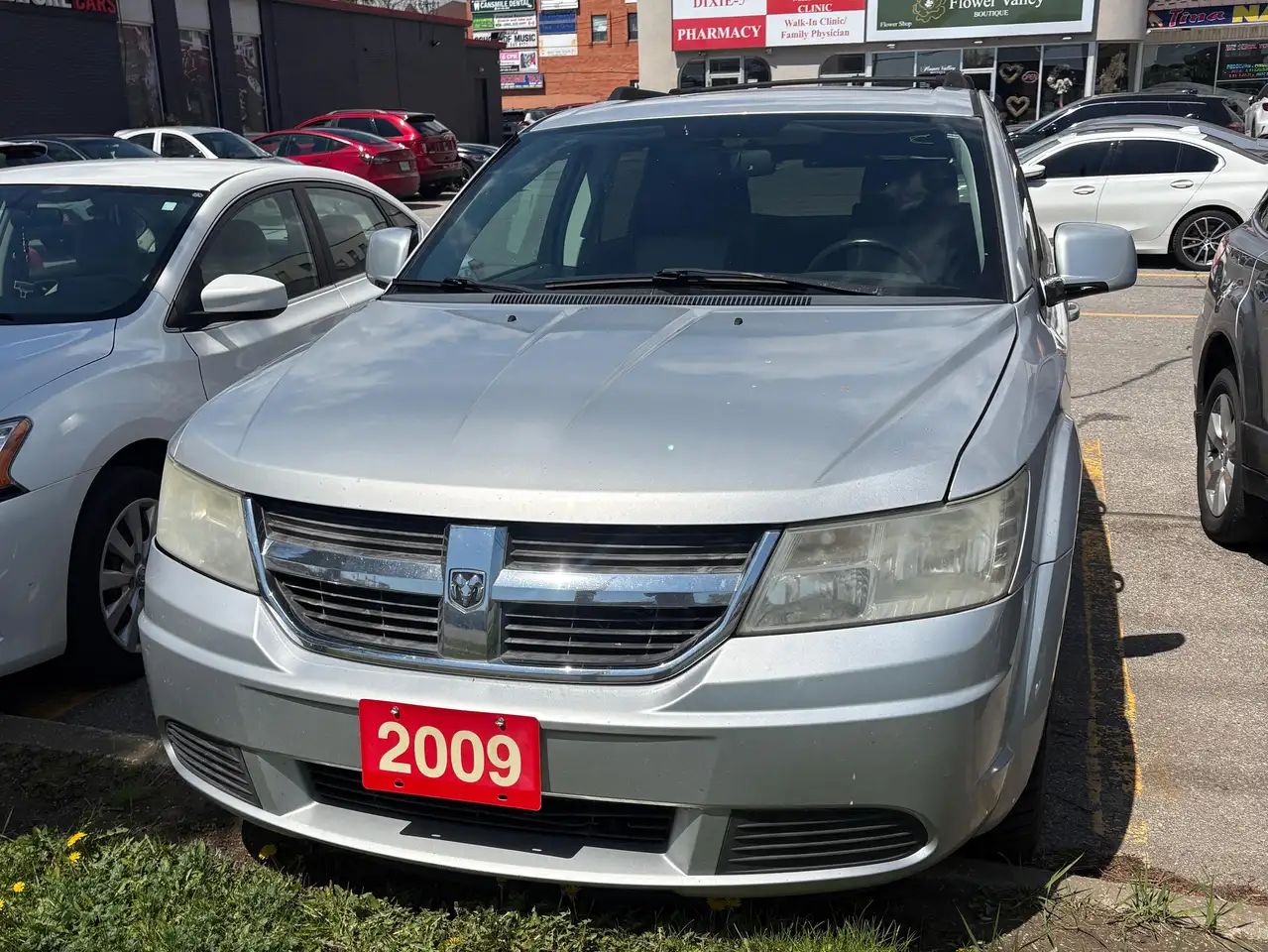Dodge Journey снимка Dodge Journey