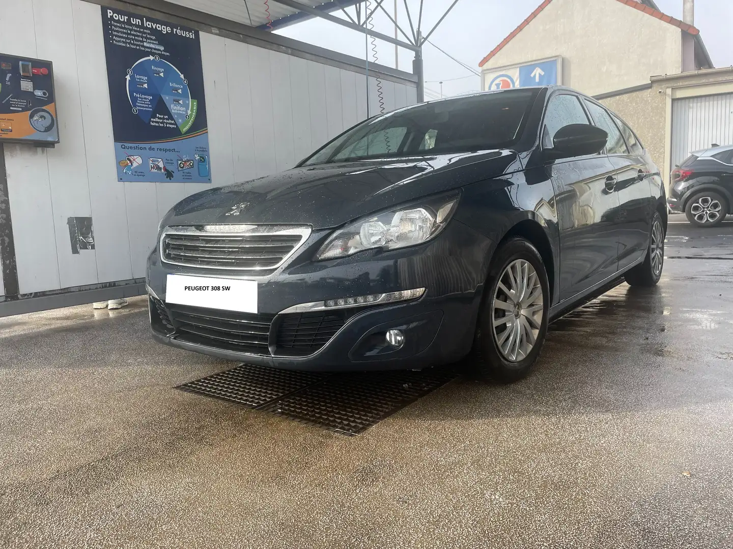 Peugeot 308 308 SW 1.6 BlueHDi 100ch S Gris - 1