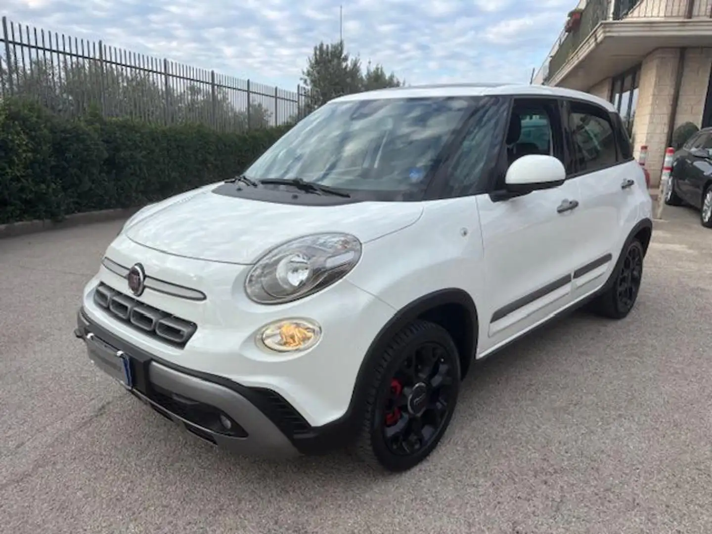 Fiat 500L 1.3 Multijet 95 CV Dualogic City Cross Bianco - 1