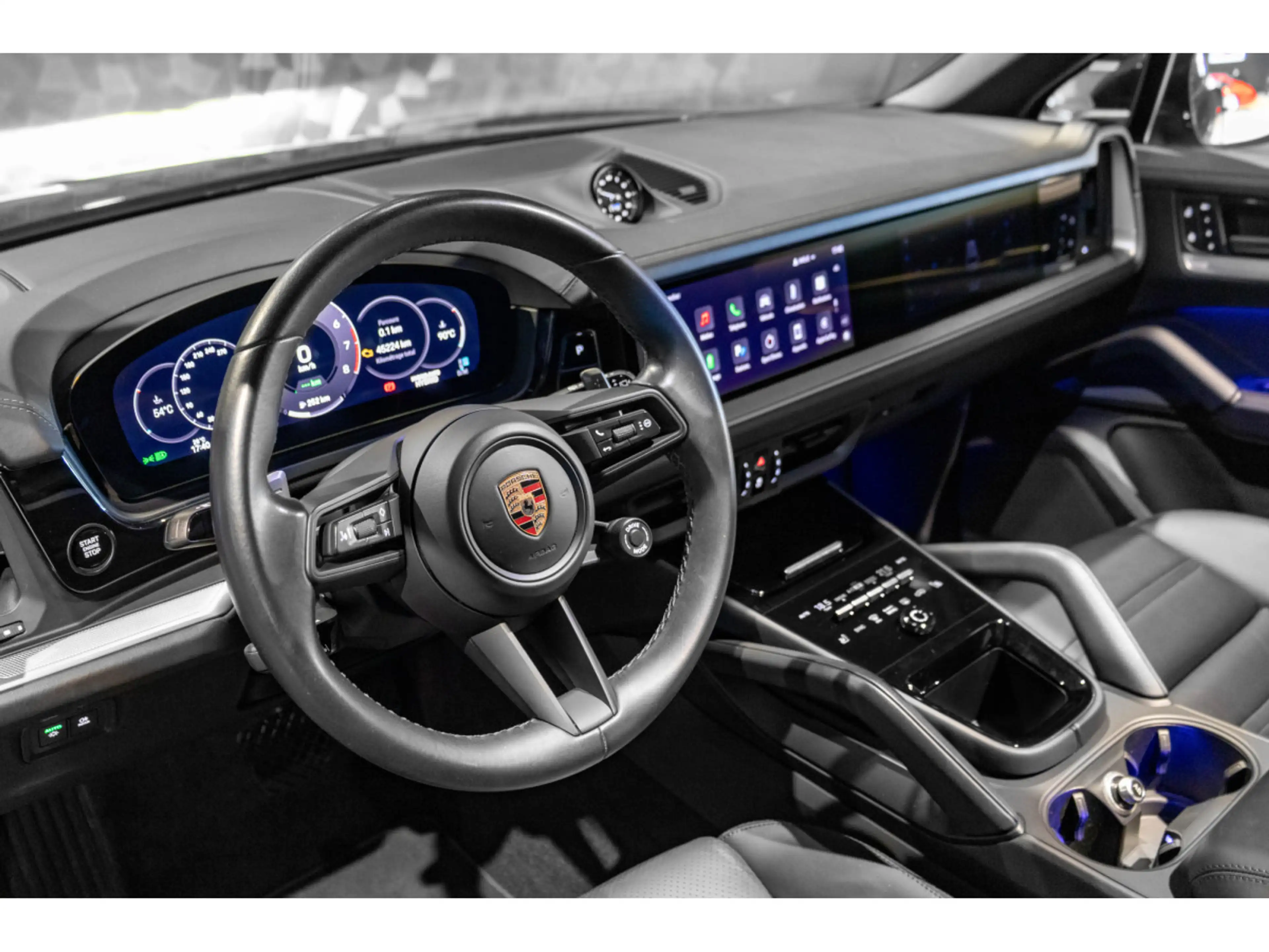 Porsche Cayenne E-Hybride — photo 3