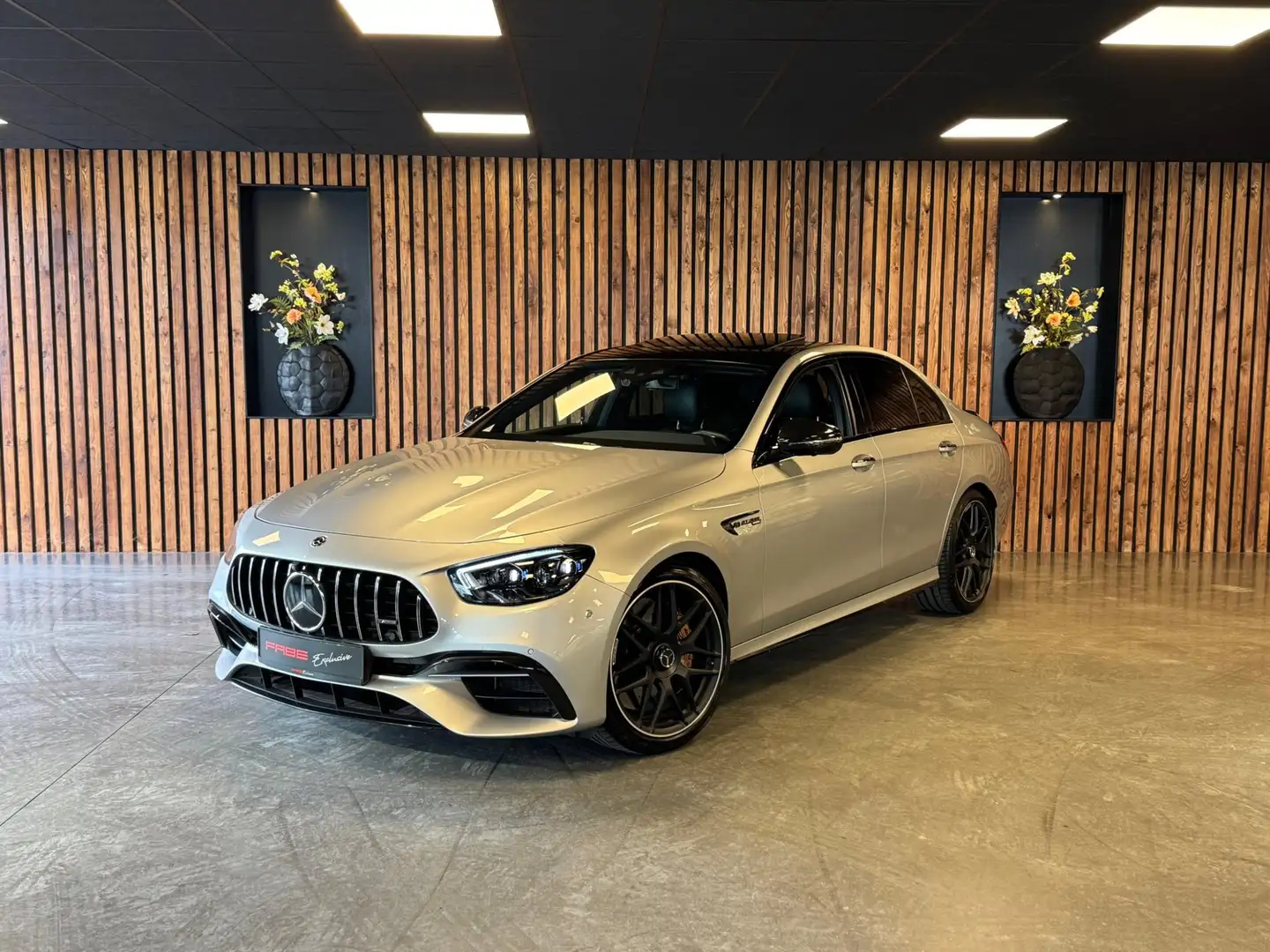 Mercedes-Benz E 63 AMG E63 S 4MATIC+ / Keramisch / Softclose / Carbon ext Gris - 2