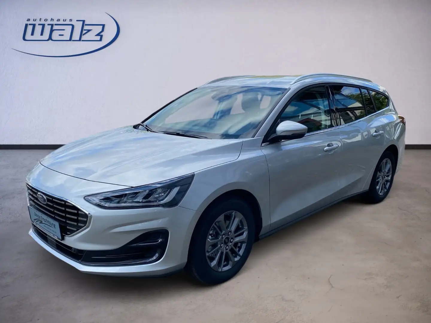 Ford Focus Turnier Titanium +1.HAND+LED+KAMERA+ Silber - 1