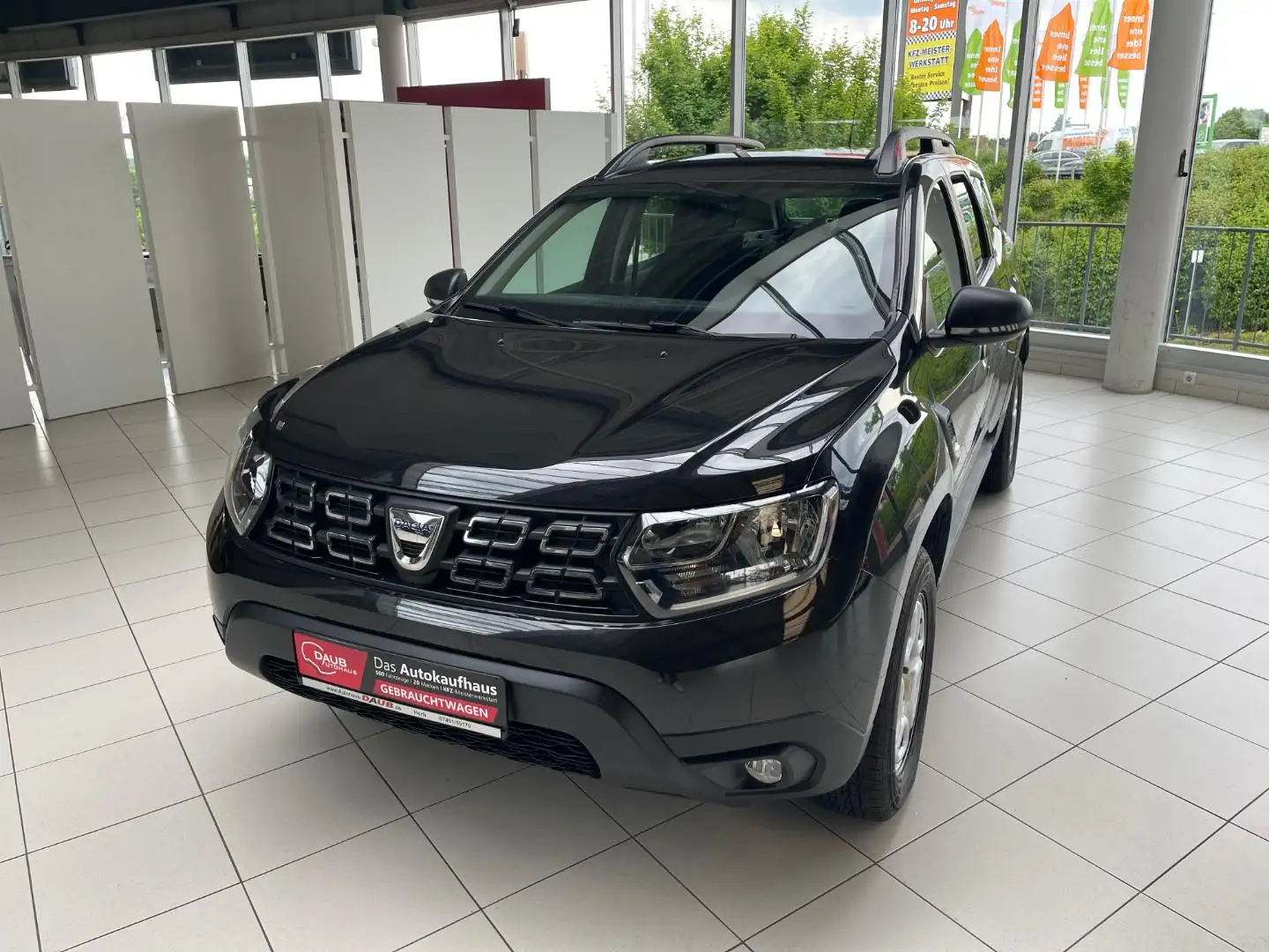 Dacia Duster Comfort 1.6 Allradantrieb+Tempomat+u.vm.+ Black - 1
