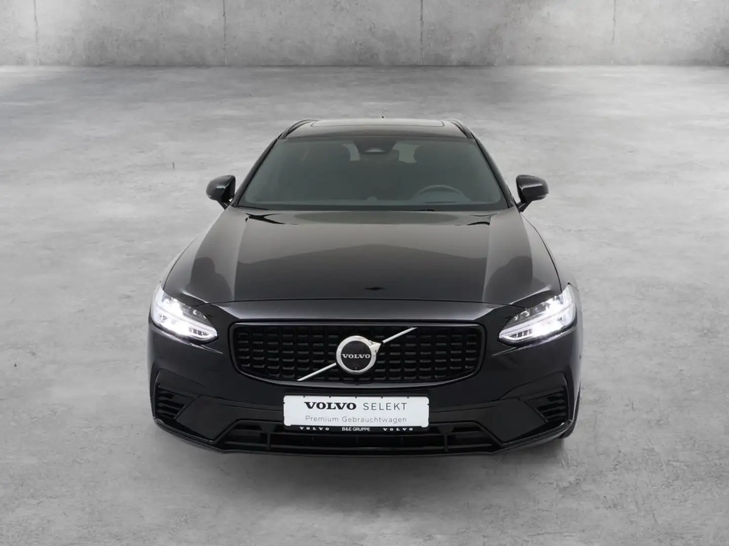 Volvo V90 T6 AWD Plus Dark Recharge Plug-In Hybrid Schwarz - 2