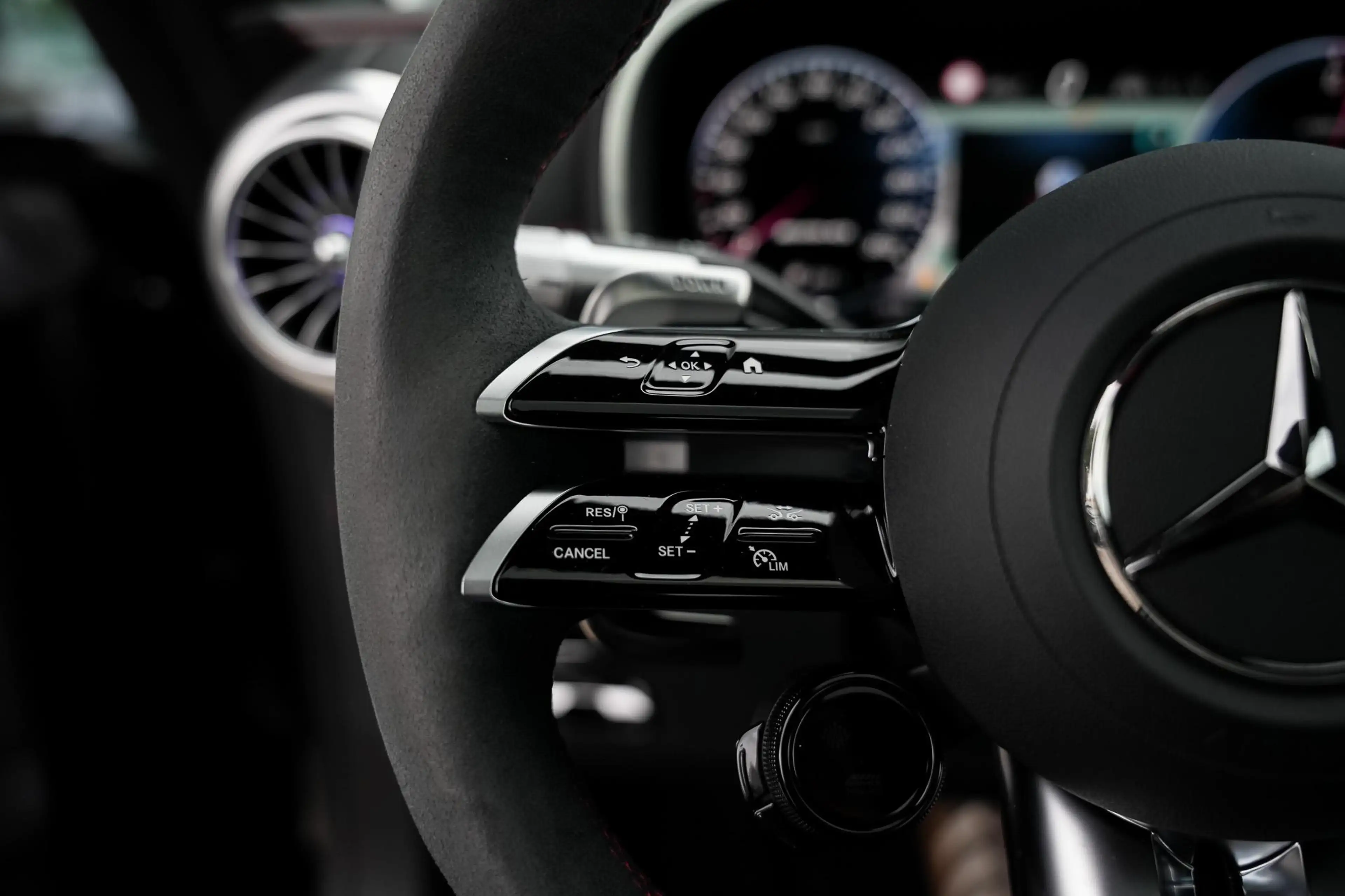 Mercedes-Benz AMG GT 63 S E PERFORMANCE | AMG Aerodynamica Pack | Night — photo 11