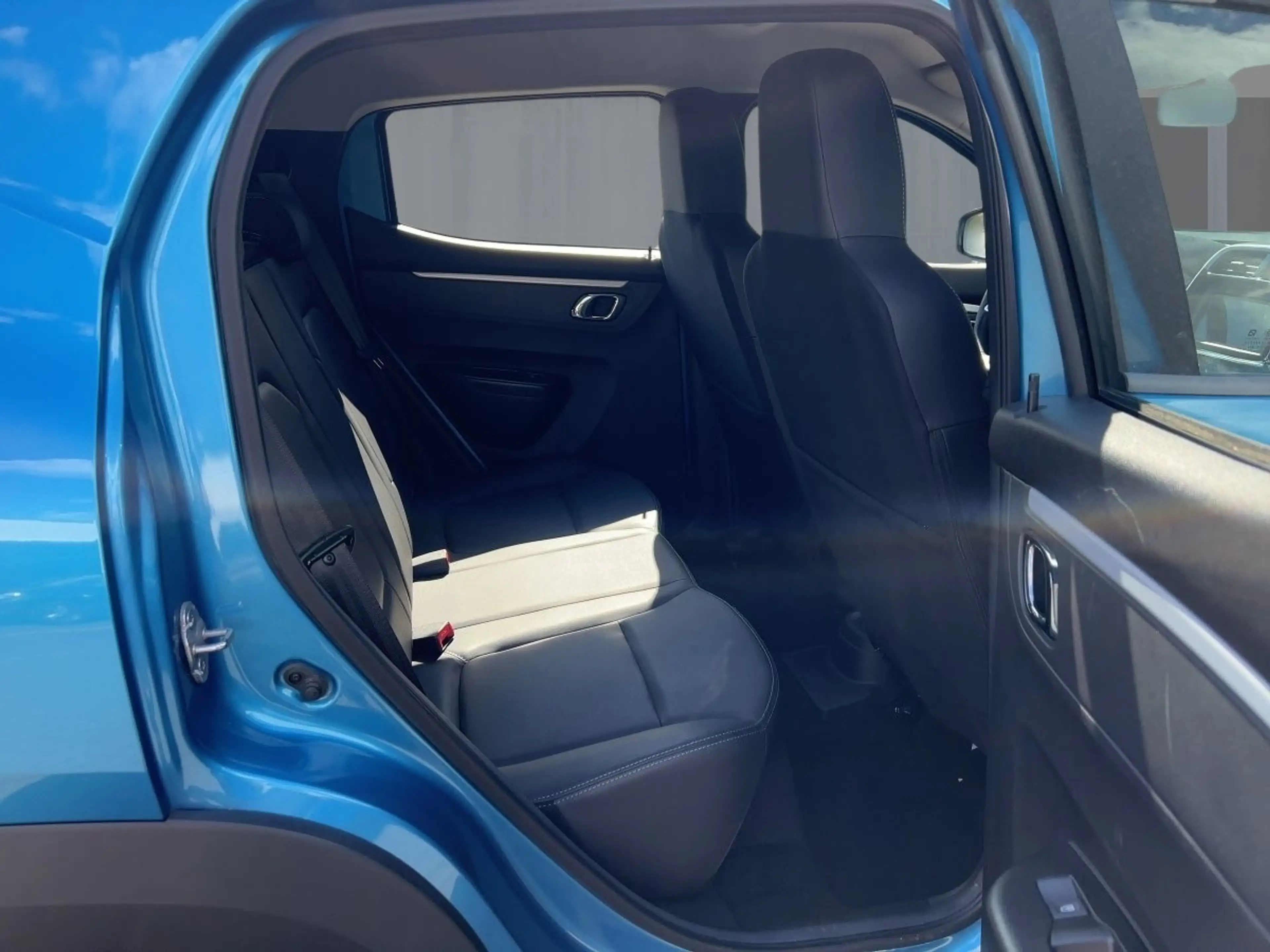 Dacia Spring Expression 45 Look-Paket — photo 9