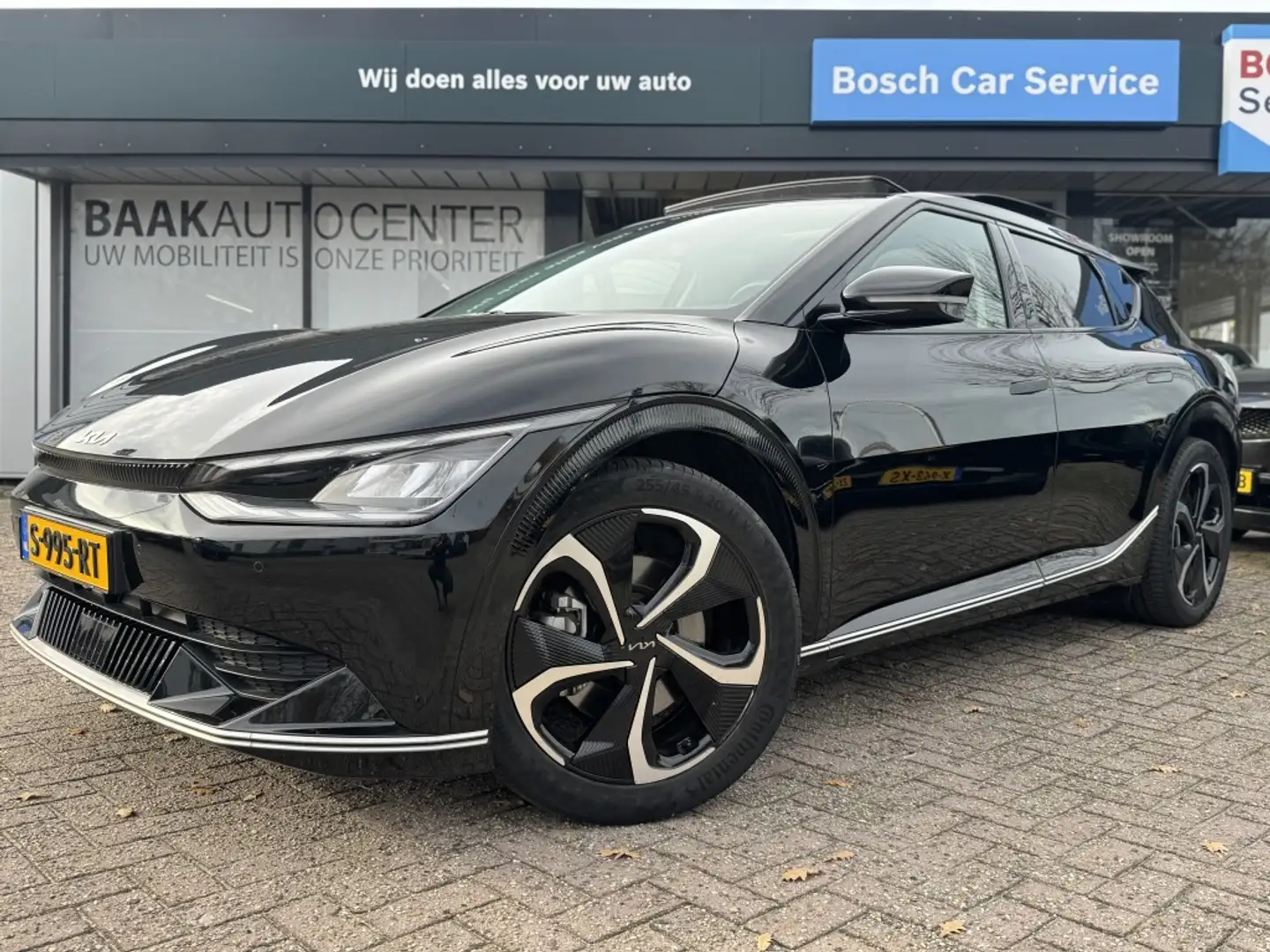 Kia EV6 Plus Advanced RWD 77.4 kWh | Panoramadak | Meridia Noir - 2