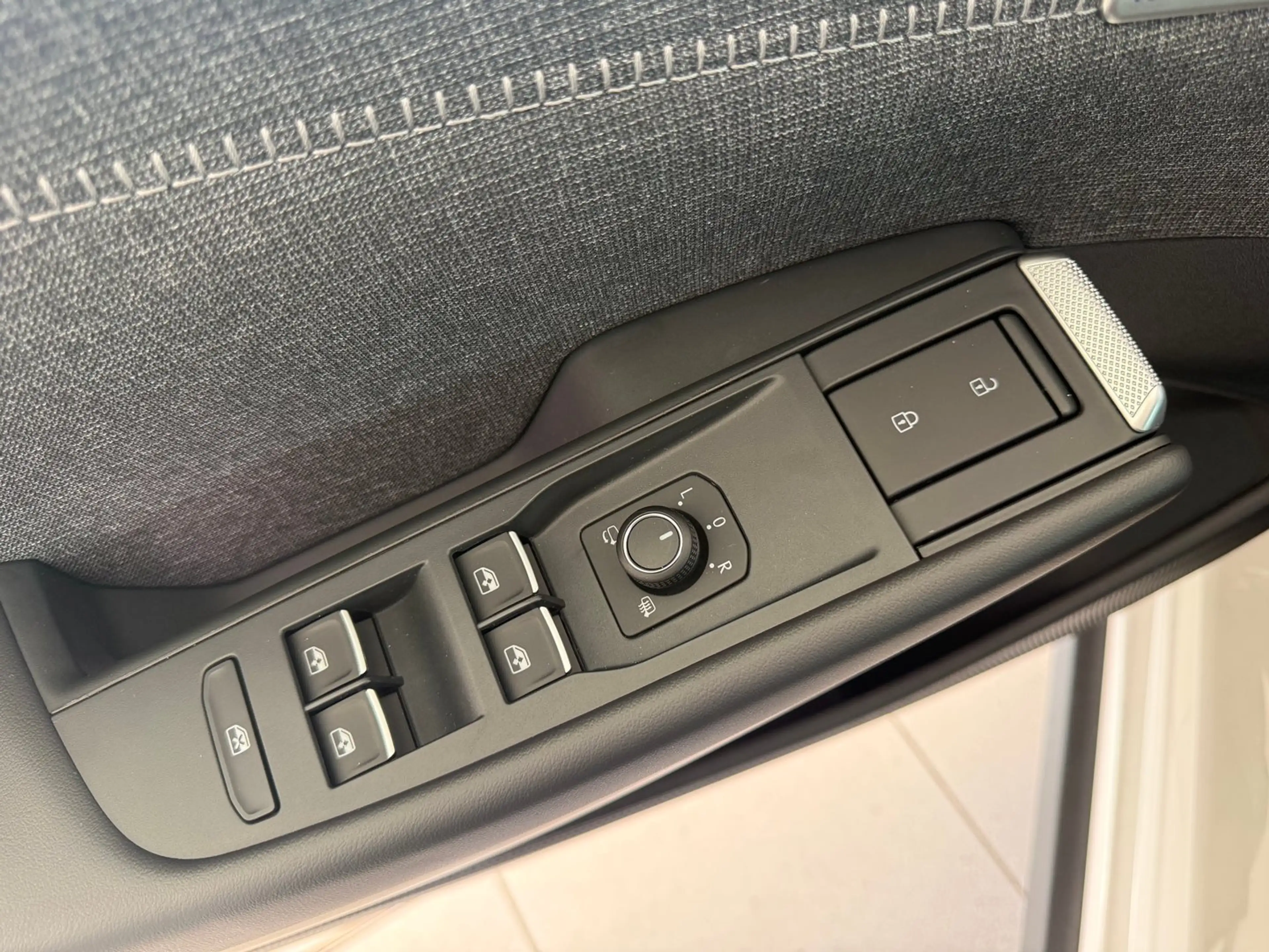 Volkswagen ID. Polo VW ID. Polo Style Edition+ 155 kW - 52 kWh — photo 11