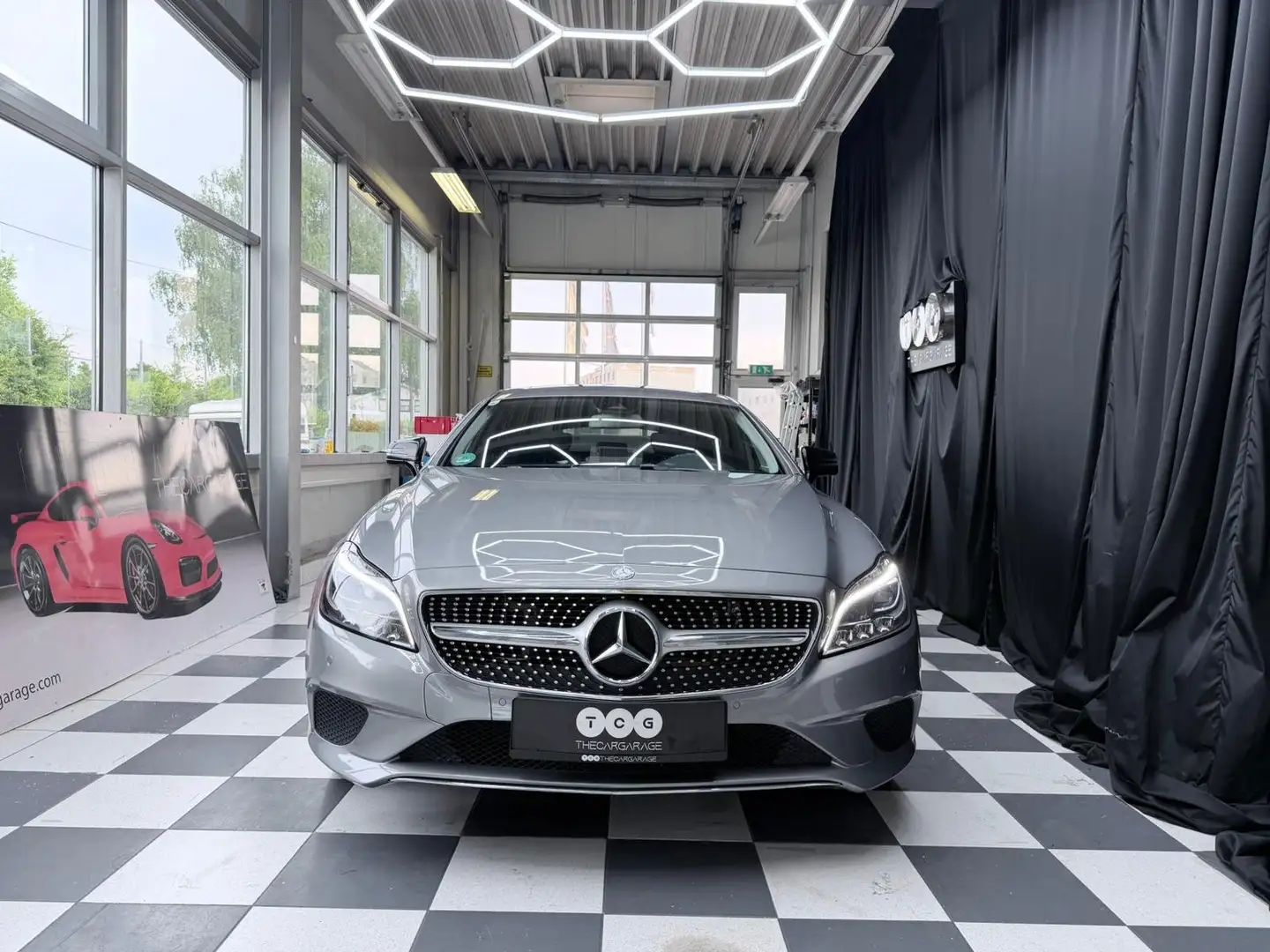 Mercedes-Benz CLS 250 CLS 250 BlueTec Grau - 2