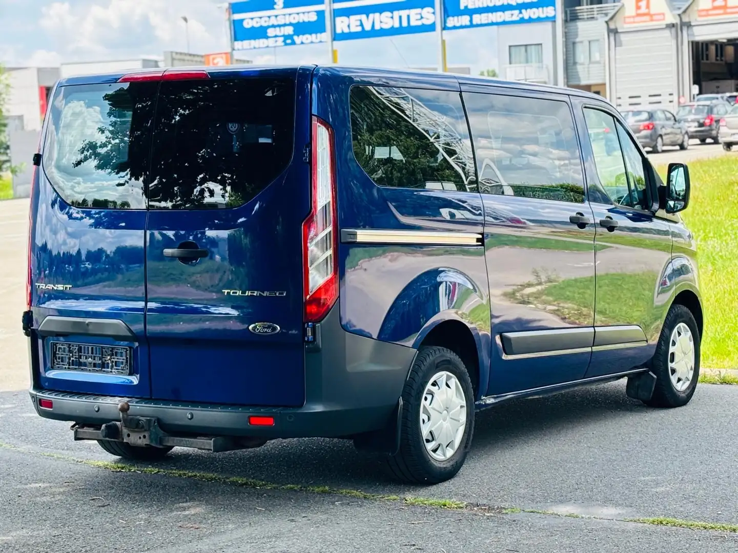 Ford Transit Tourneo 9 places. - 1