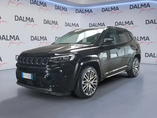 Jeep Compass 1.5 Turbo T4 MHEV Summit