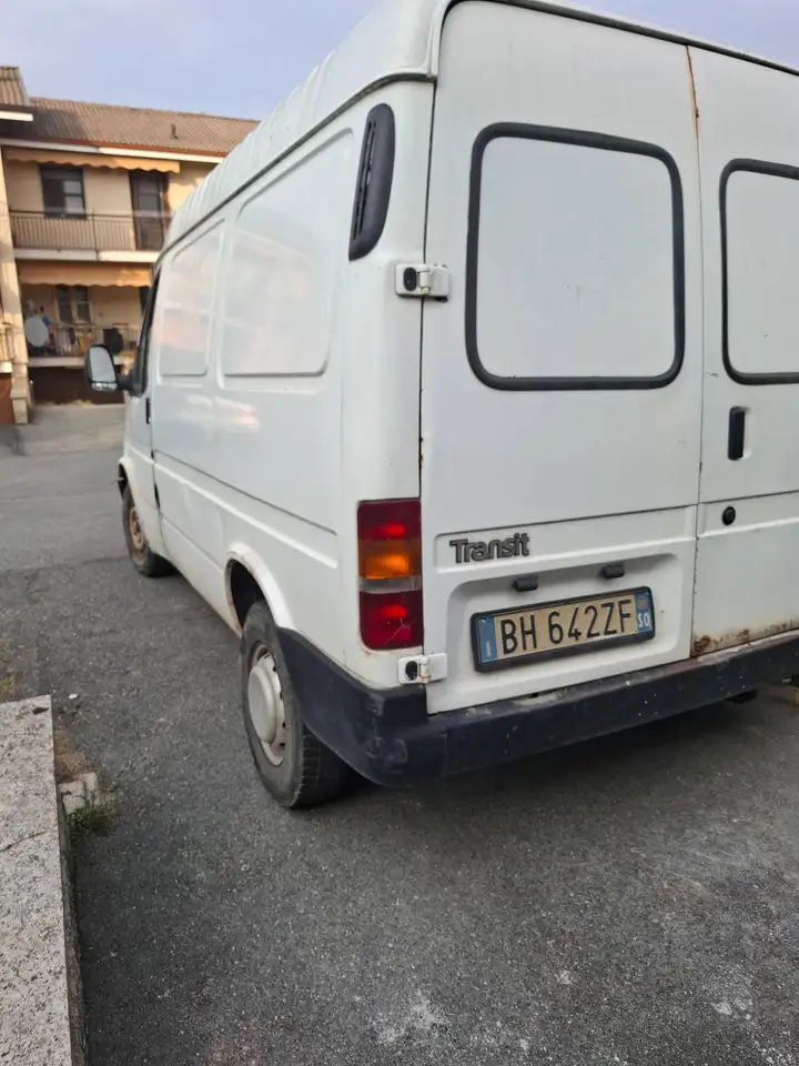 Ford Transit 100s van, foto 4