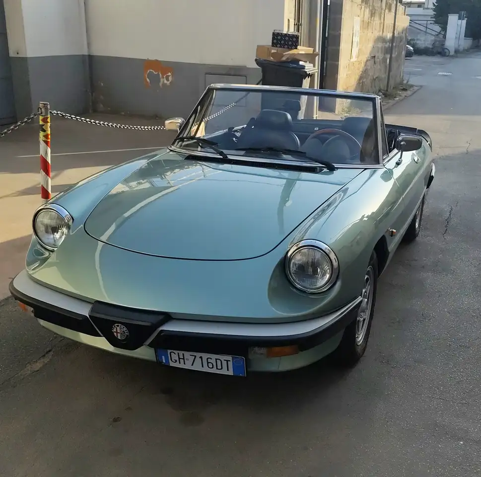 Alfa Romeo Spider 2.0 Veloce 131cv, foto 1