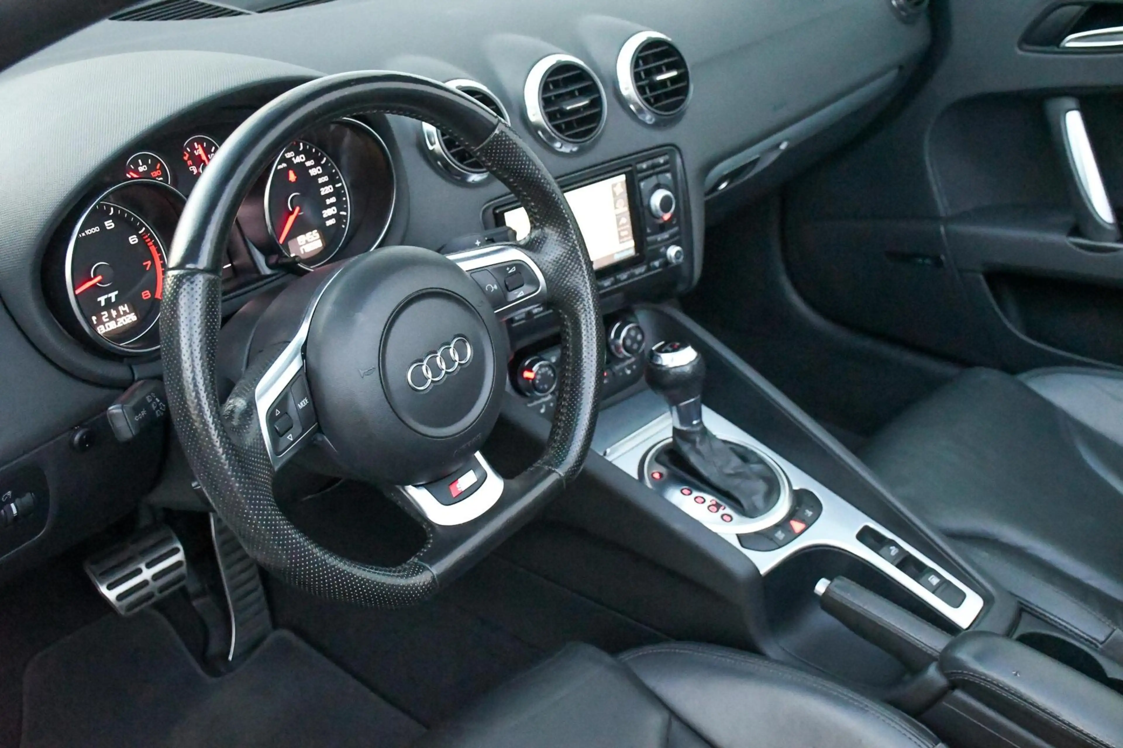 Audi TT Roadster 2.0 TFSI S-Line Cabrio Automaat DSG 200PK — photo 8