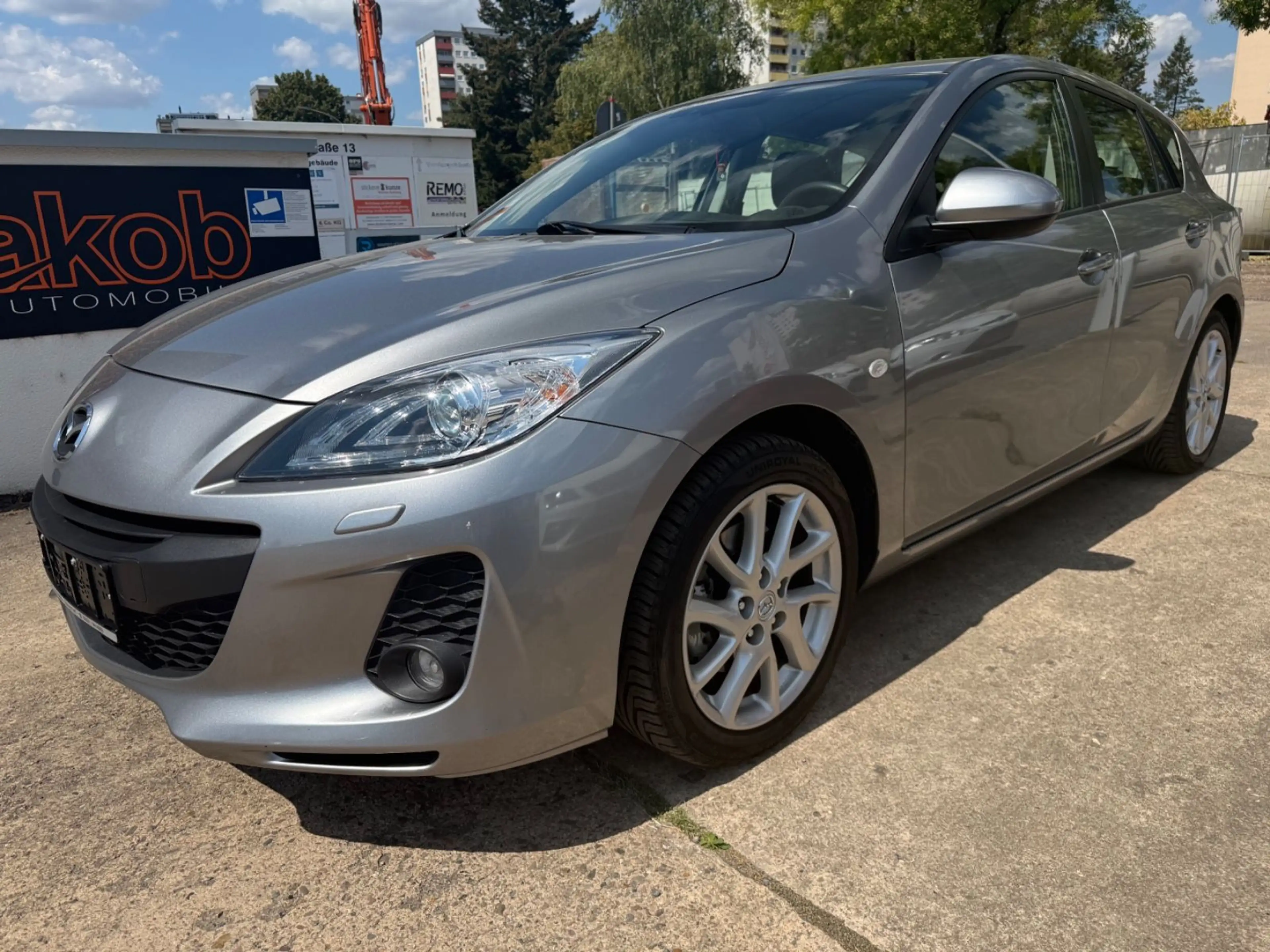 Mazda 3 Lim. Edition+NAVI+SITZHEIZUNG+BC+MFL+TEMPOMAT — photo 3