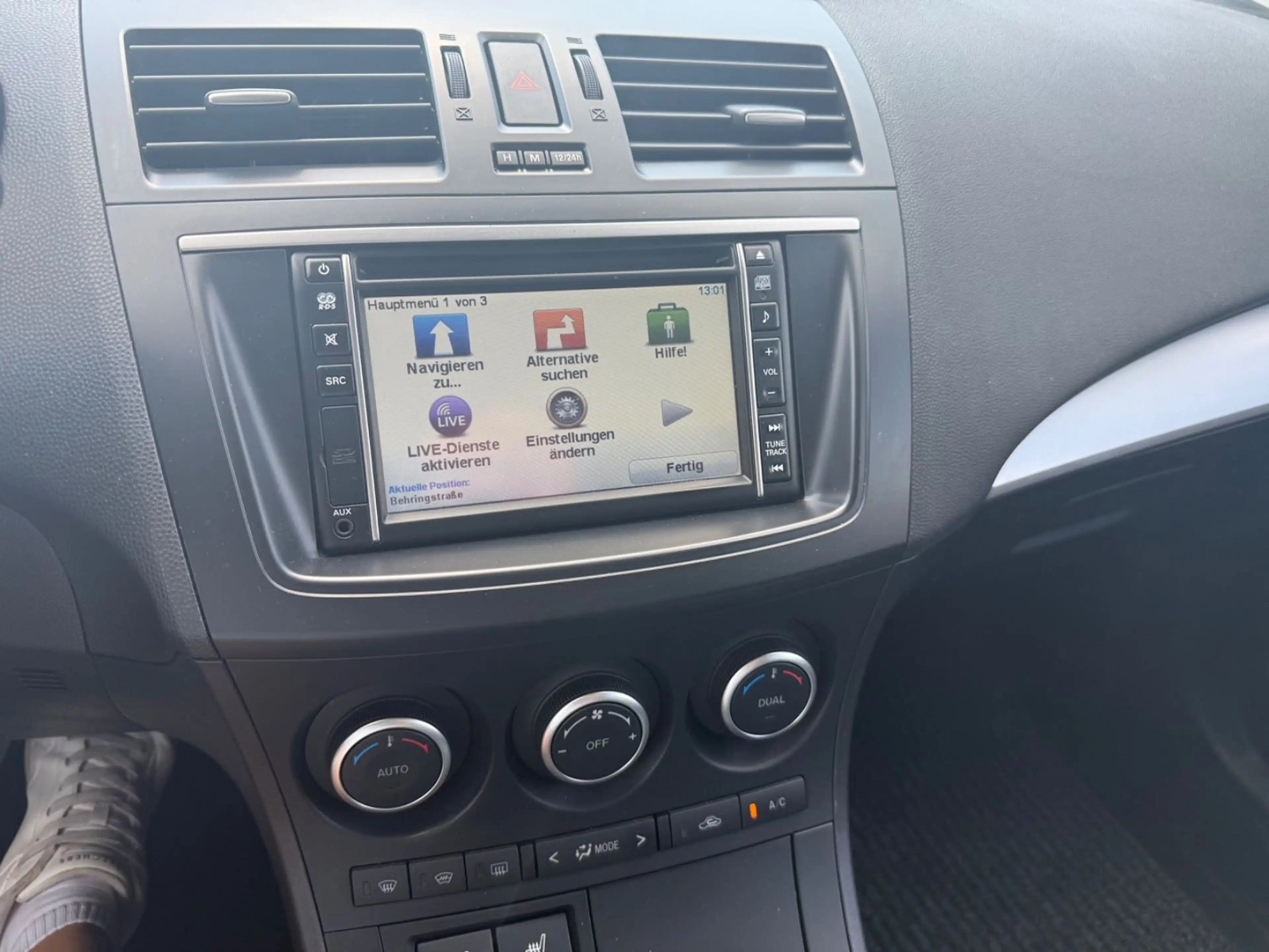 Mazda 3 Lim. Edition+NAVI+SITZHEIZUNG+BC+MFL+TEMPOMAT — photo 12