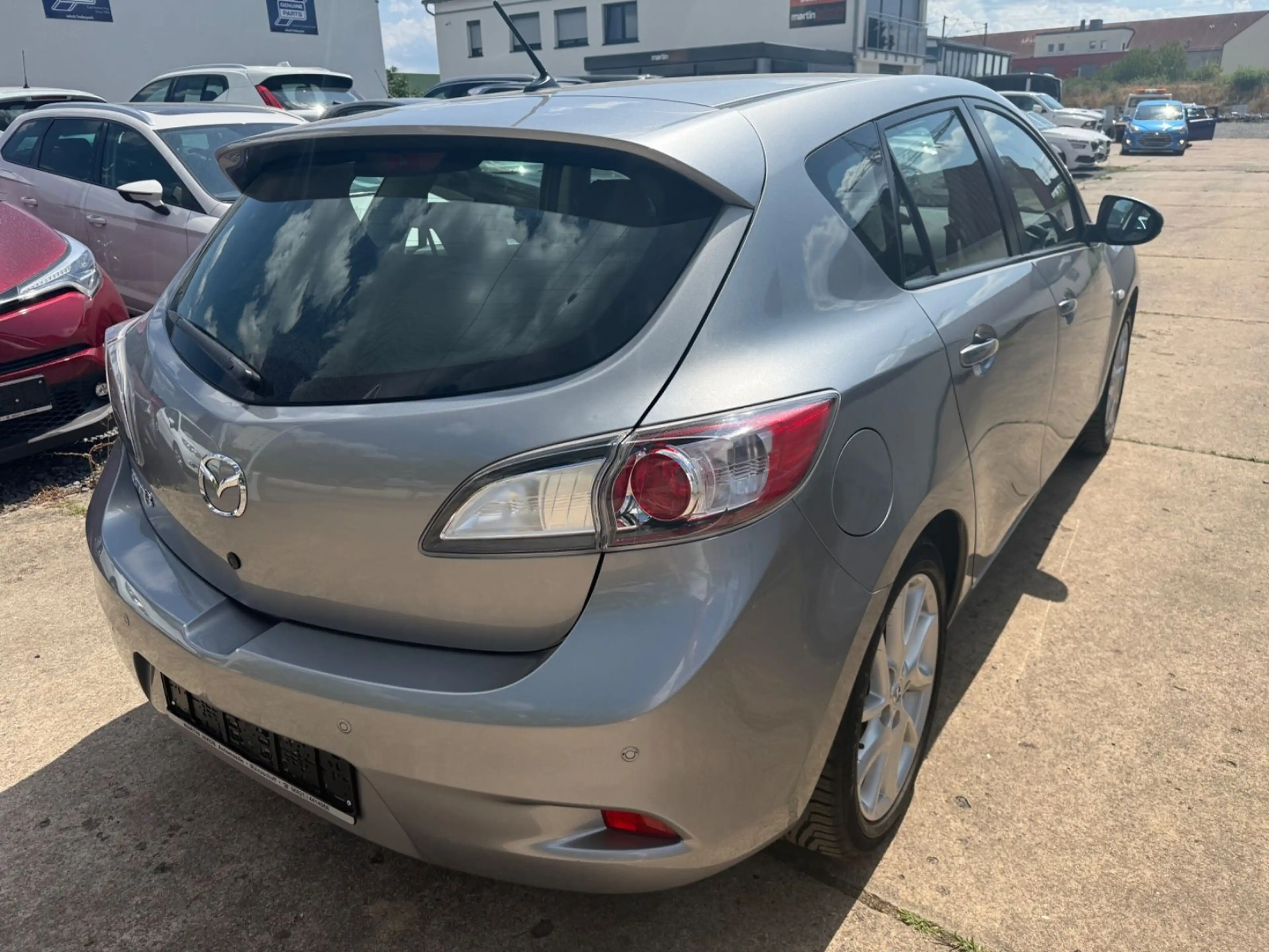 Mazda 3 Lim. Edition+NAVI+SITZHEIZUNG+BC+MFL+TEMPOMAT — photo 6