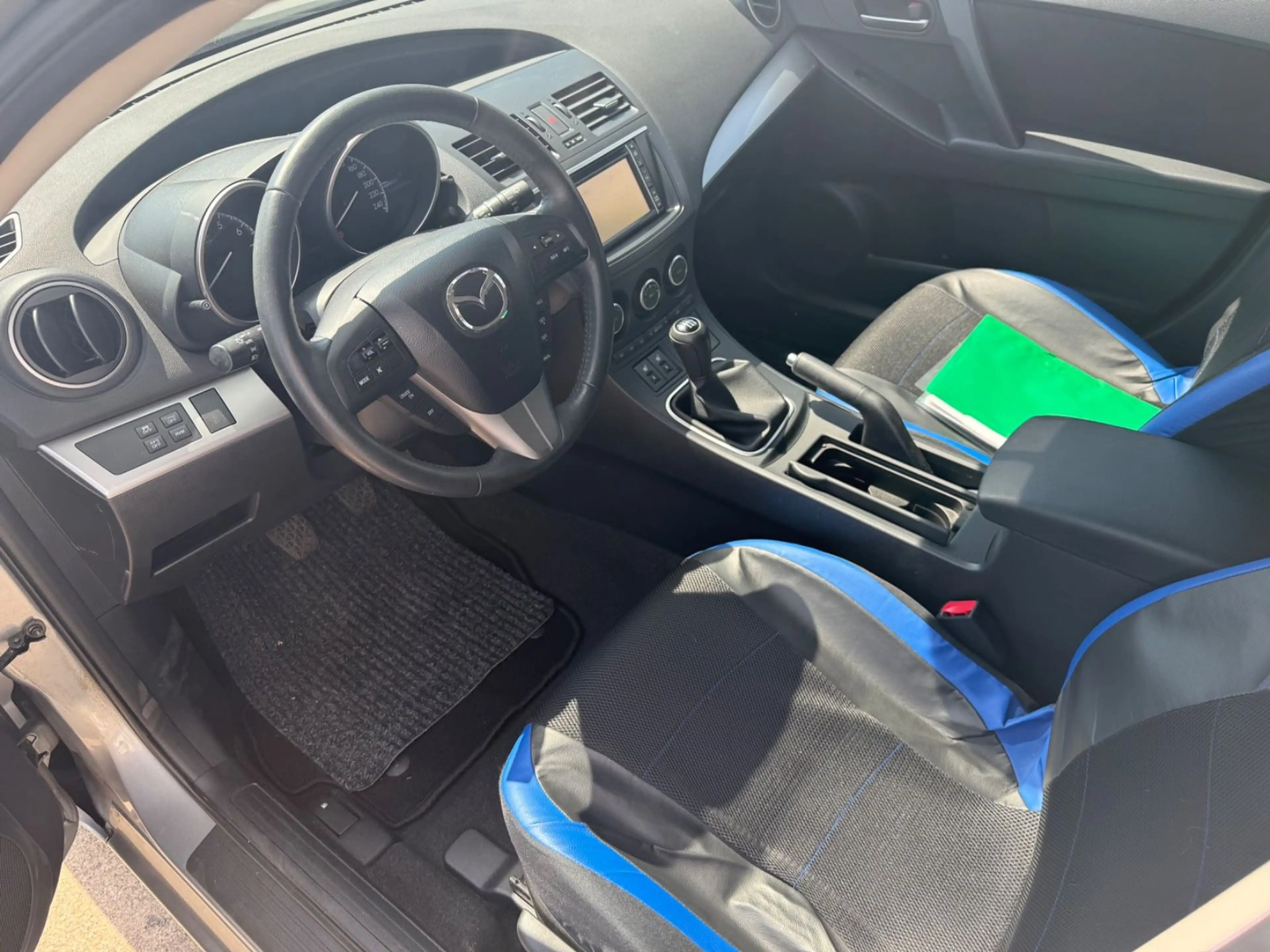 Mazda 3 Lim. Edition+NAVI+SITZHEIZUNG+BC+MFL+TEMPOMAT — photo 7