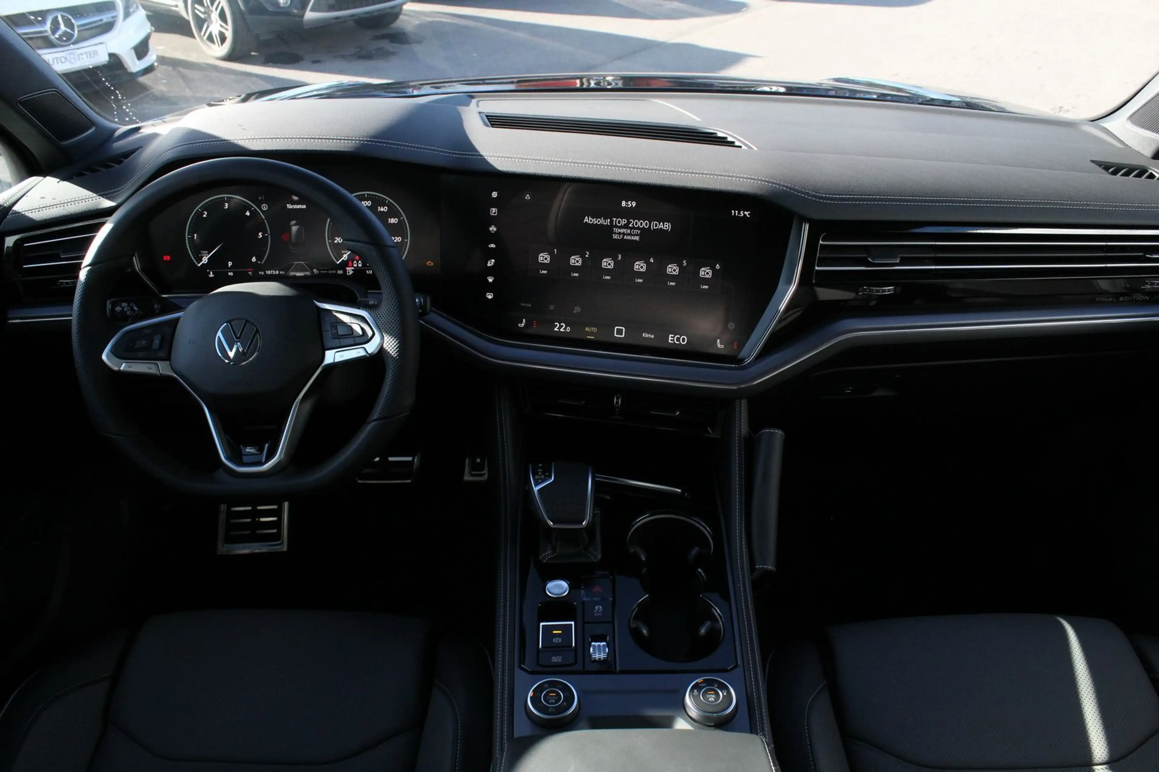 Volkswagen Touareg R-Line Final Edition Pano+SHZ+CarPlay... — photo 13