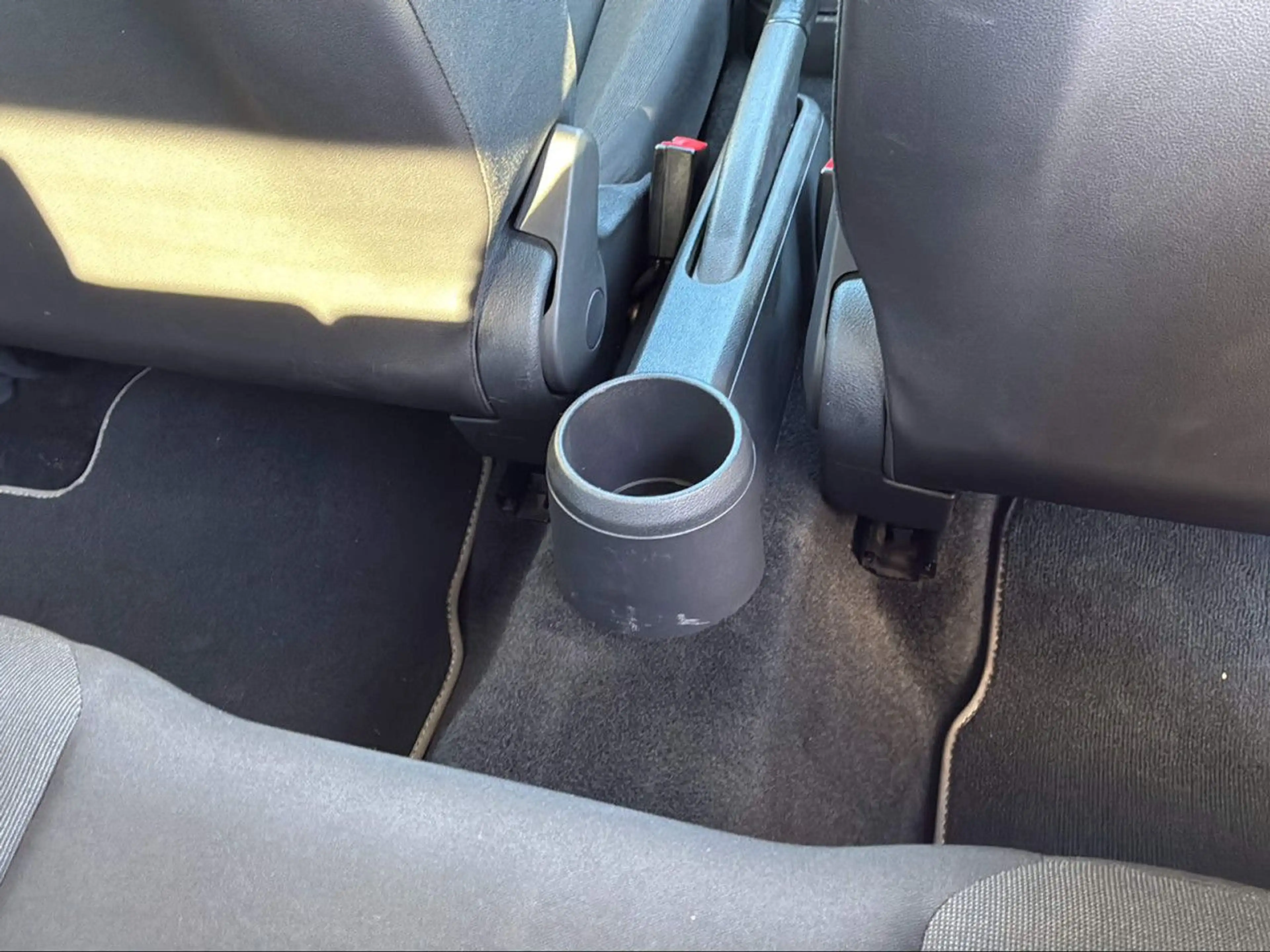 Volkswagen e-up! STYLE SHZ+CAM+BT Bluetooth Klima el. Fenster — photo 13