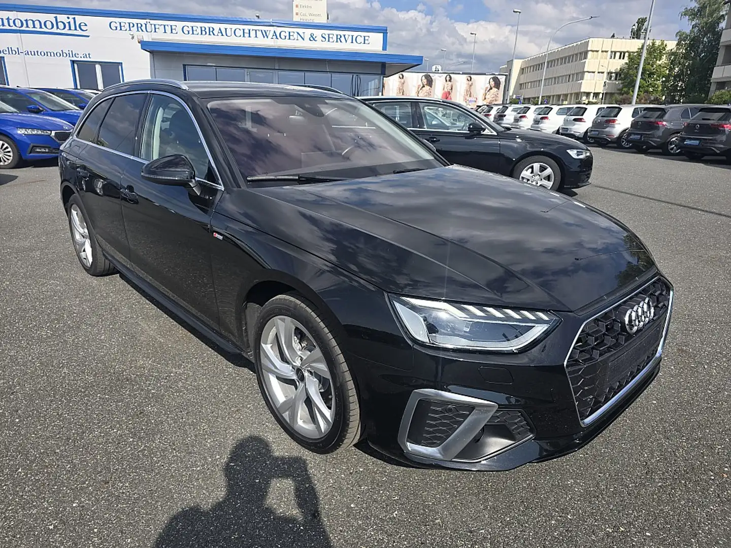 Audi A4 Avant 35 TDI S-line S-tronic Schwarz - 1