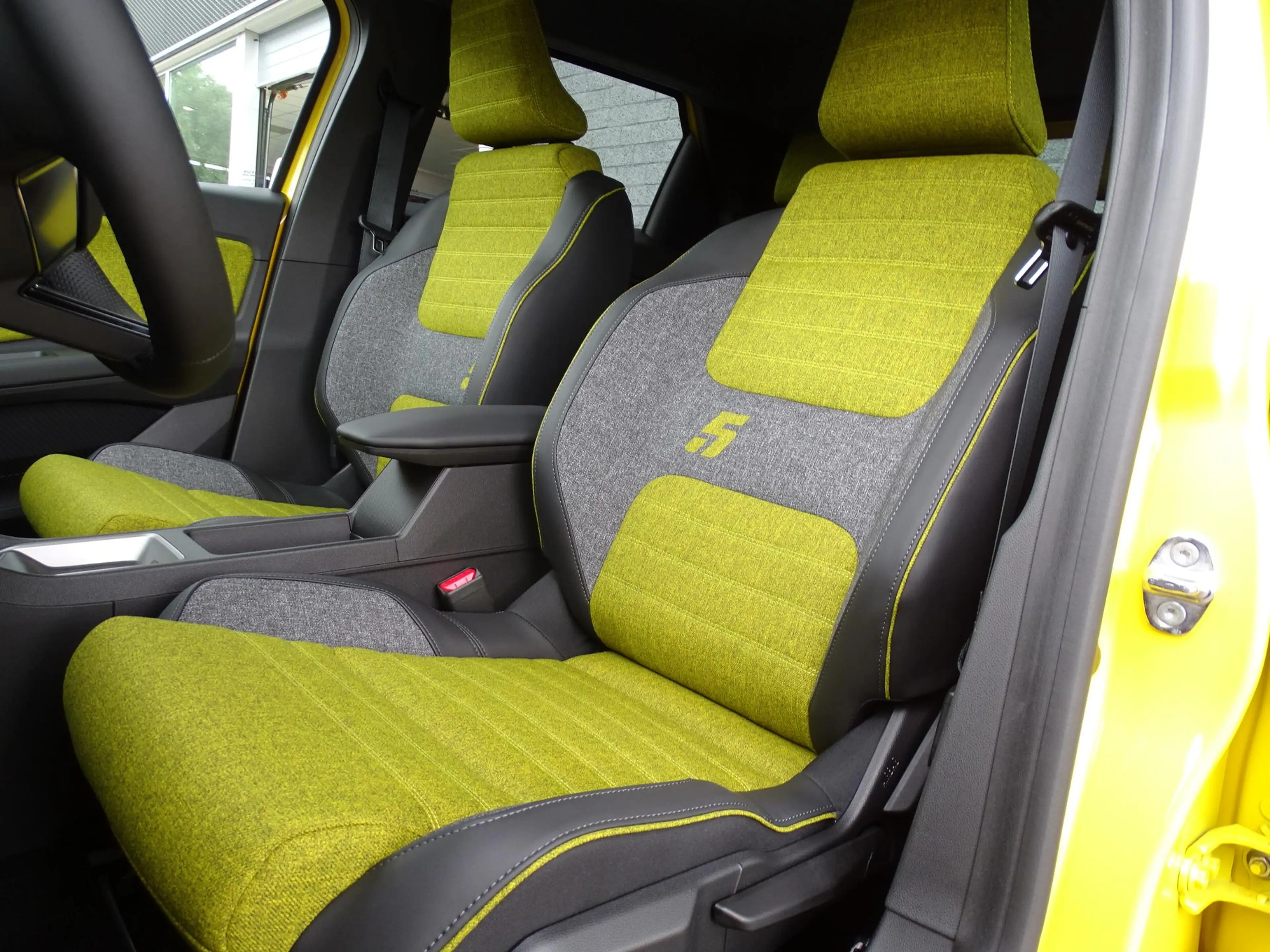 Renault R 5 comfort range iconic cinq 52 kWh NU 5 JAAR GARANTI — photo 4