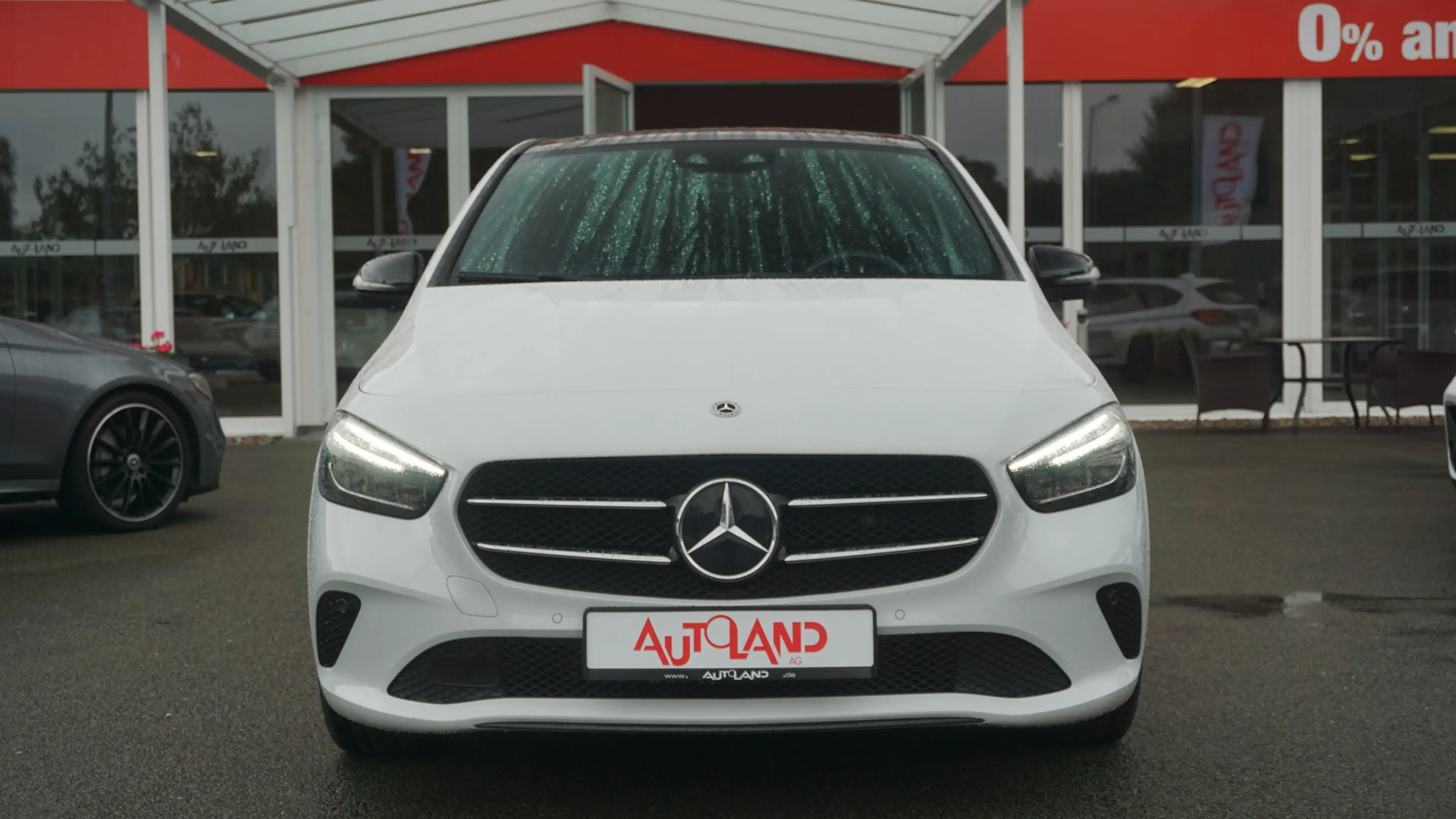 Mercedes-Benz B 250 B250 e Progressive Burmester LED Teilleder Navi — photo 3