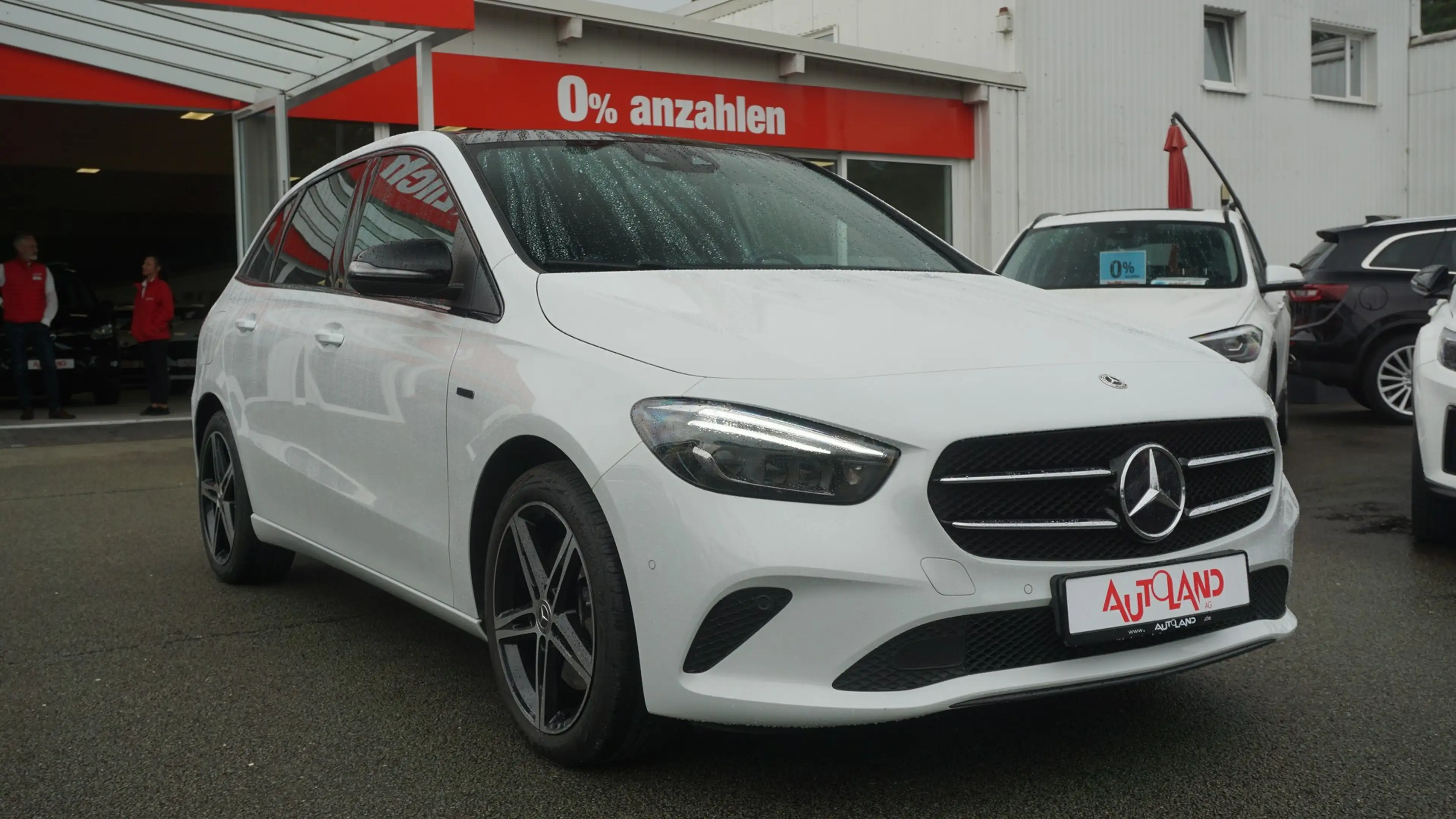 Mercedes-Benz B 250 B250 e Progressive Burmester LED Teilleder Navi — photo 13