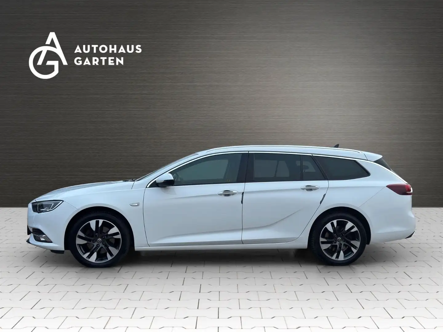 Opel Insignia 2.0 CDTi Sports Tourer Dynamic 4x4 LED Wit - 2