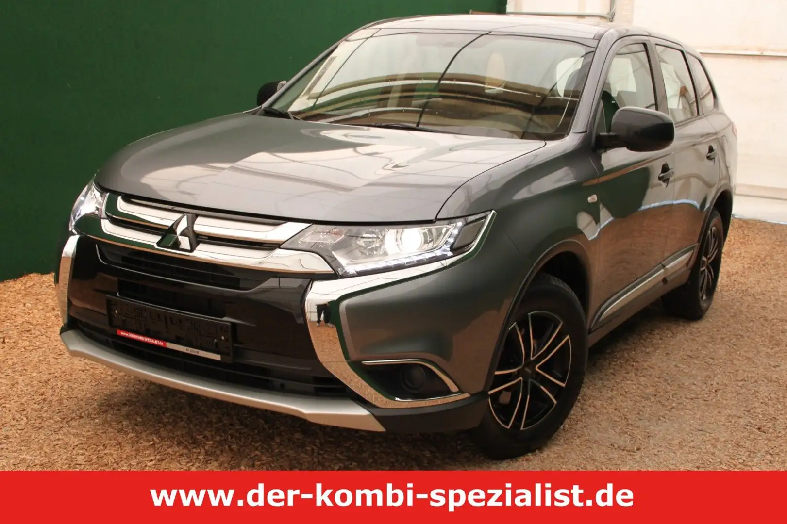 Mitsubishi Outlander 2.0/ 1.Hd/neue Allwetterr./nur 45 TKM Grau - 1
